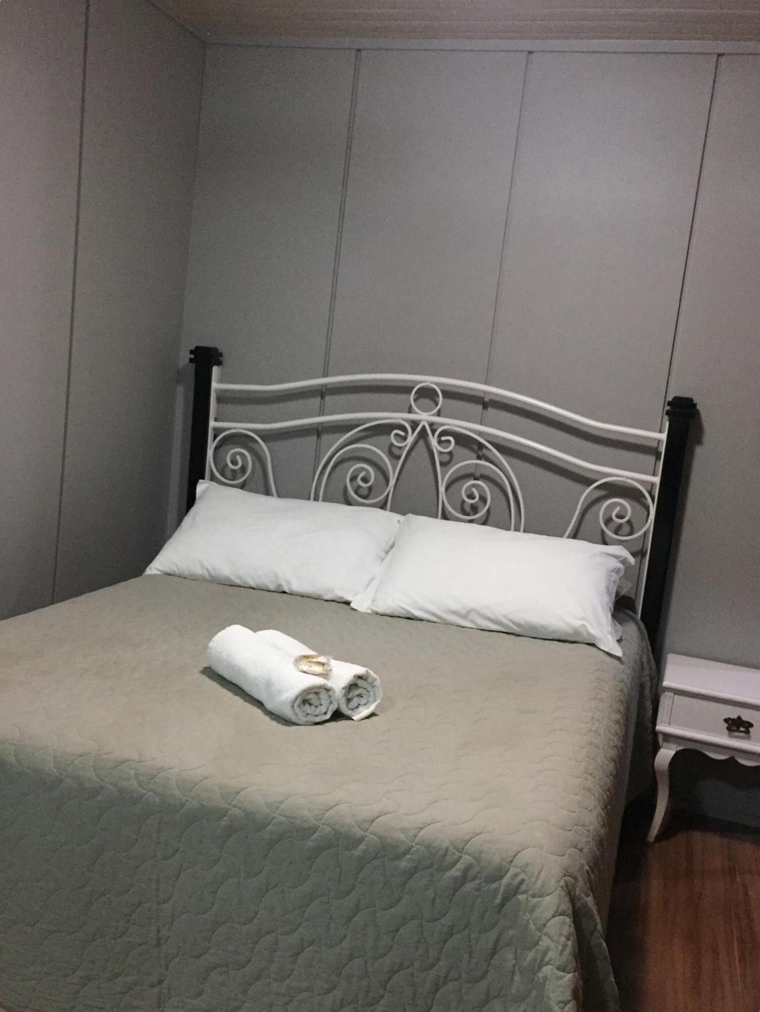 Double Room - Photo 3