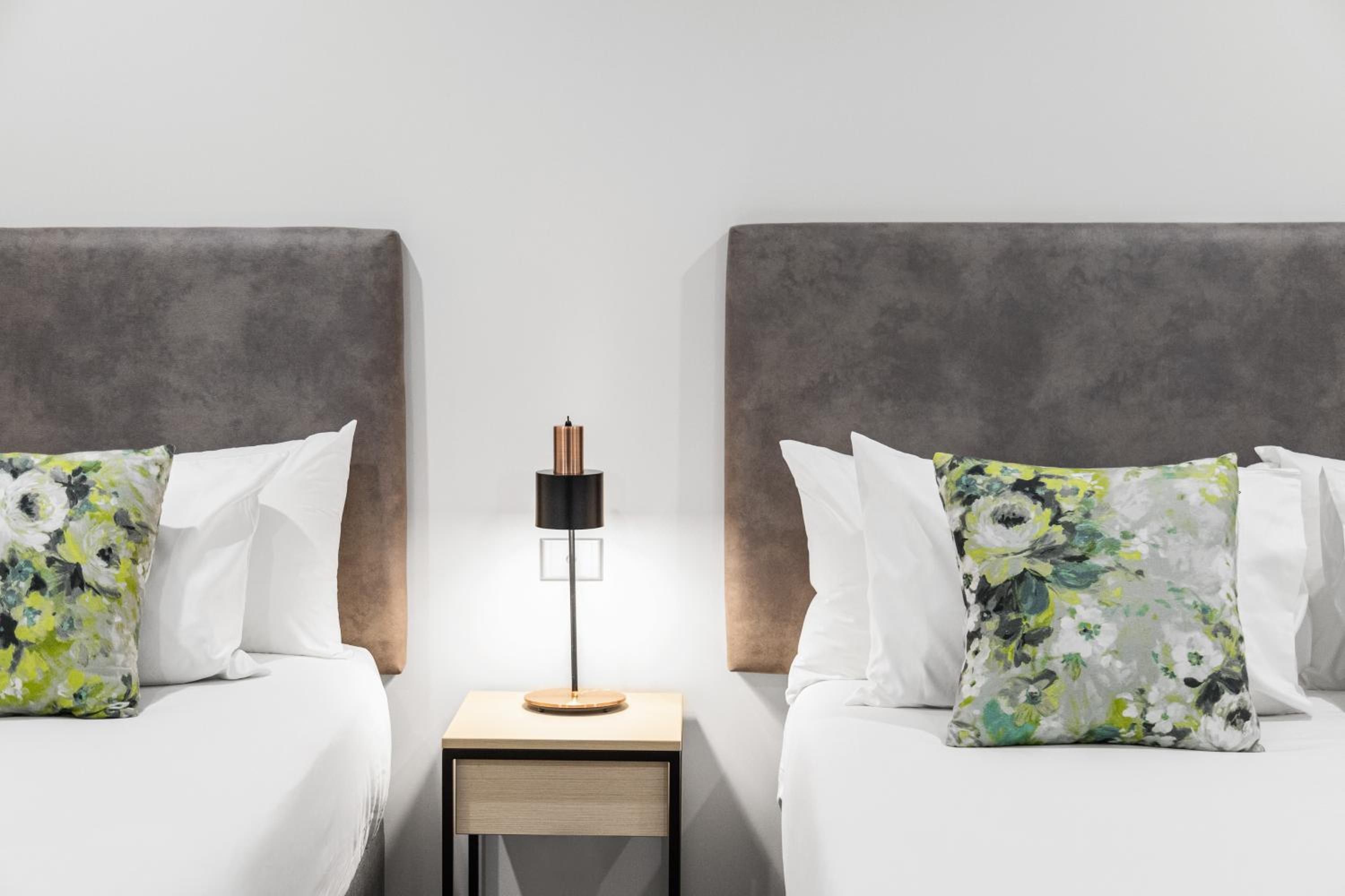 Executive Twin Suite - Photo 5