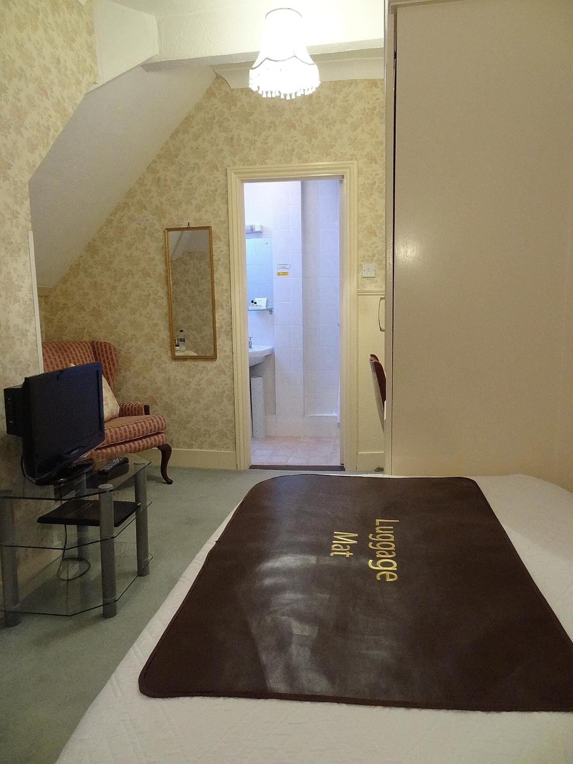 Single Room photo 3