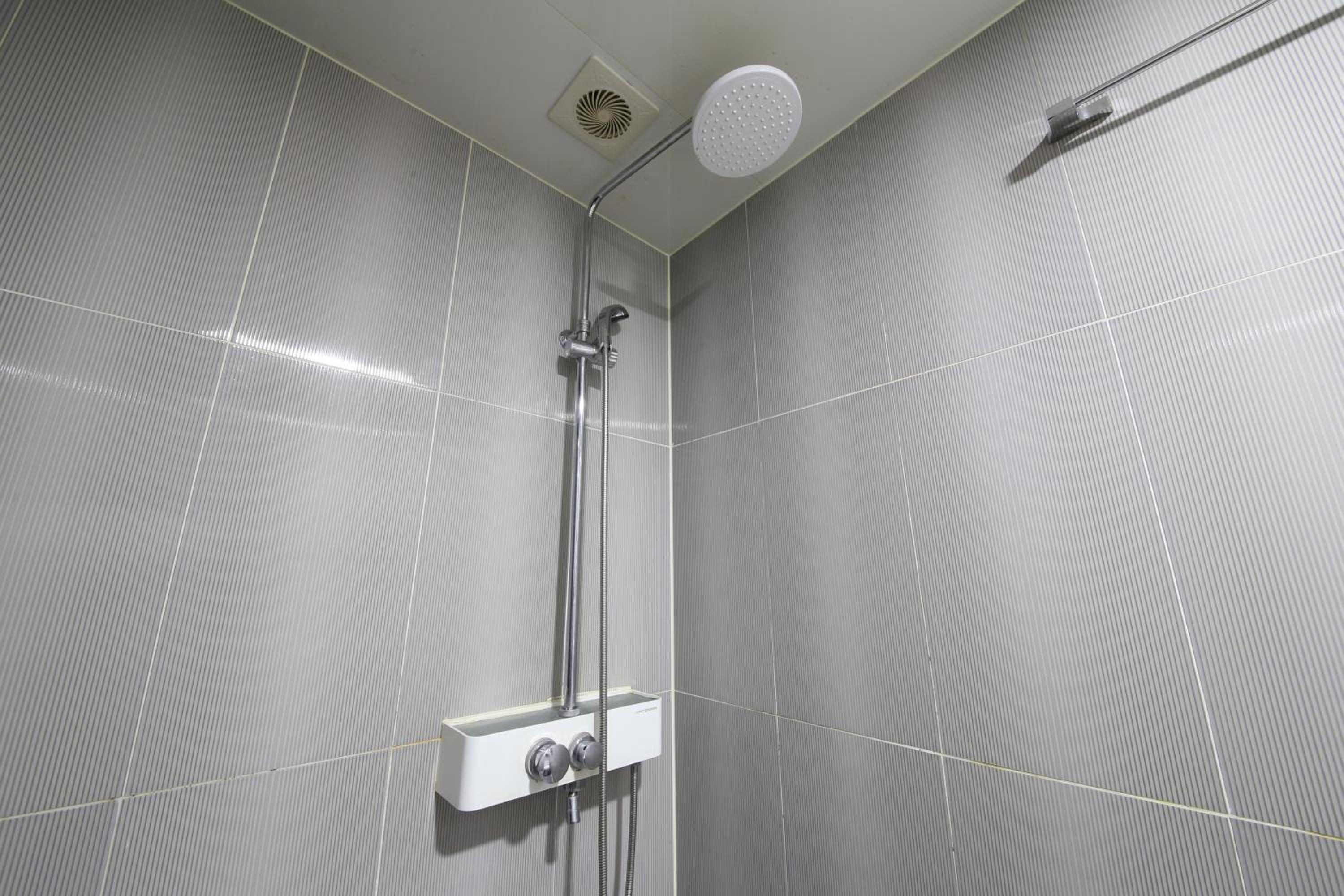 Standard Double Room - Photo 10