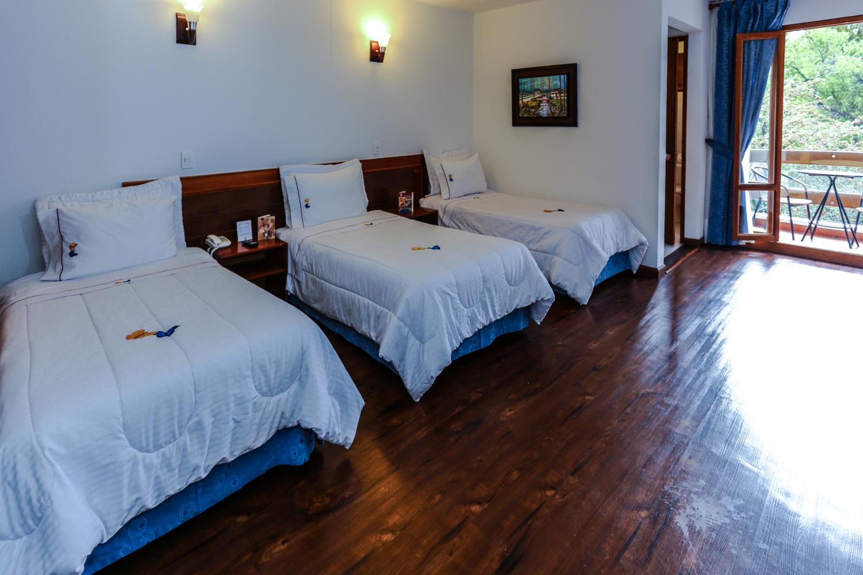 Standard Triple Room photo 2