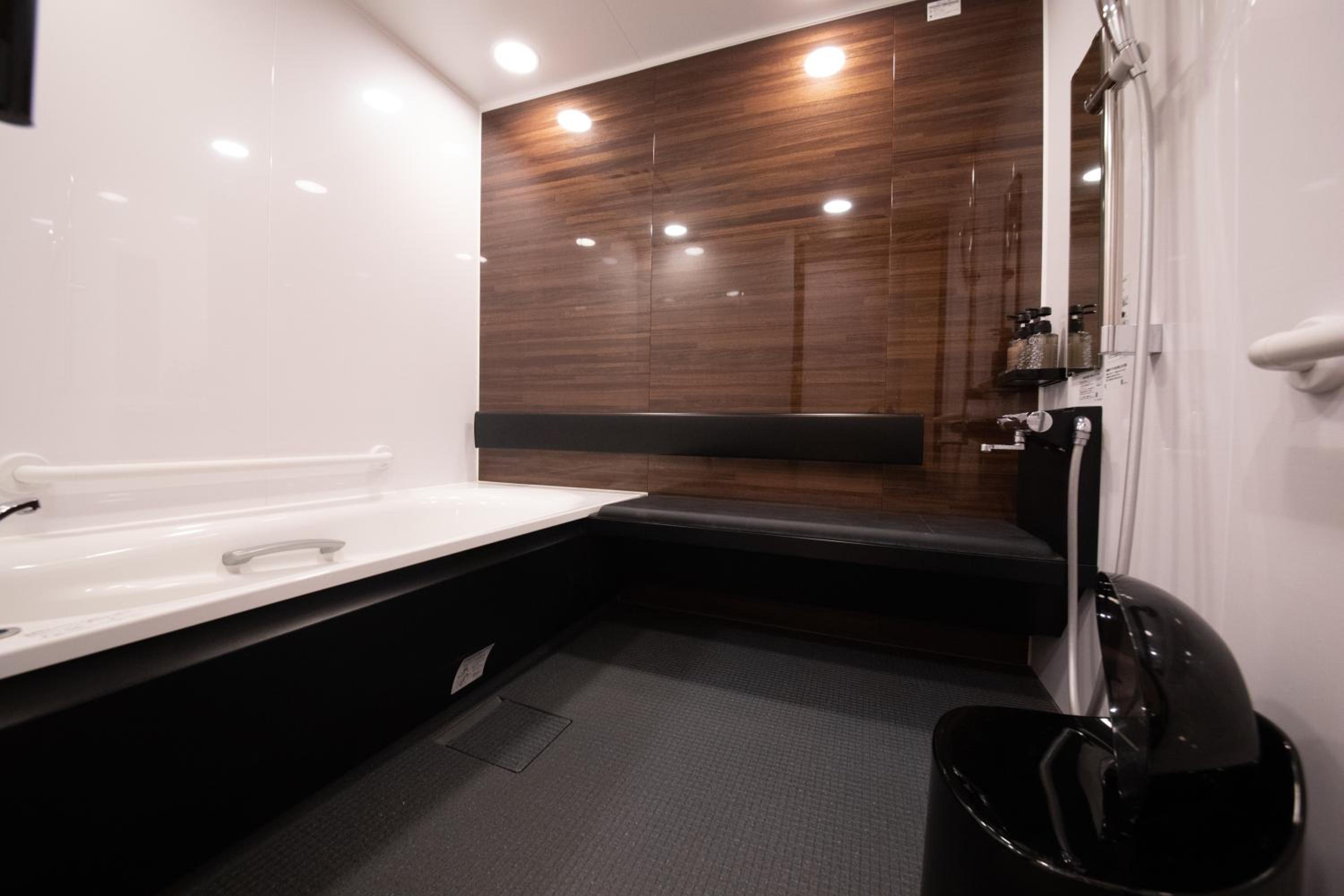 Japanese Modern Deluxe Suite Room - Non-Smoking photo 2