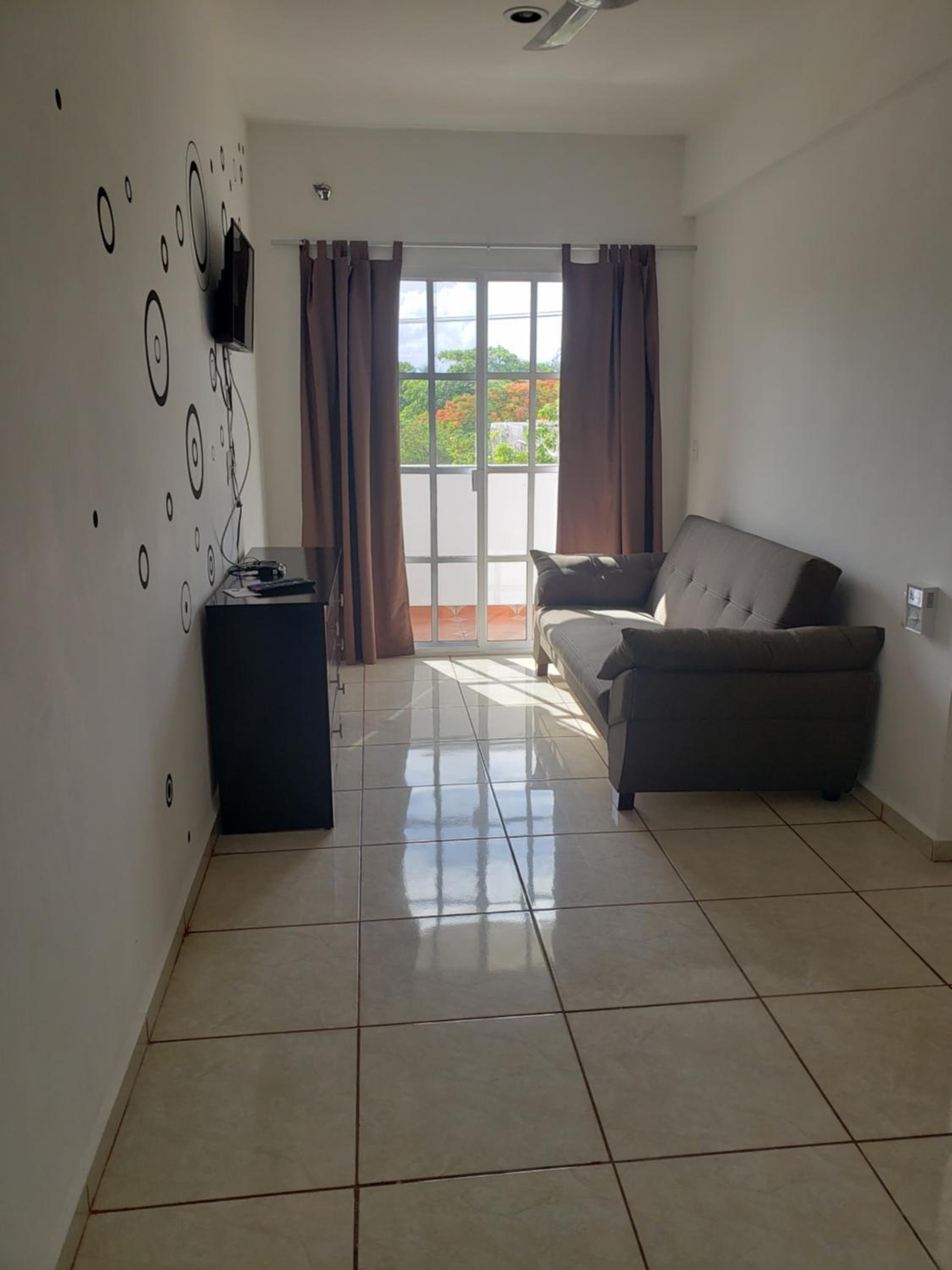 Queen Room with Balcony - Photo 5
