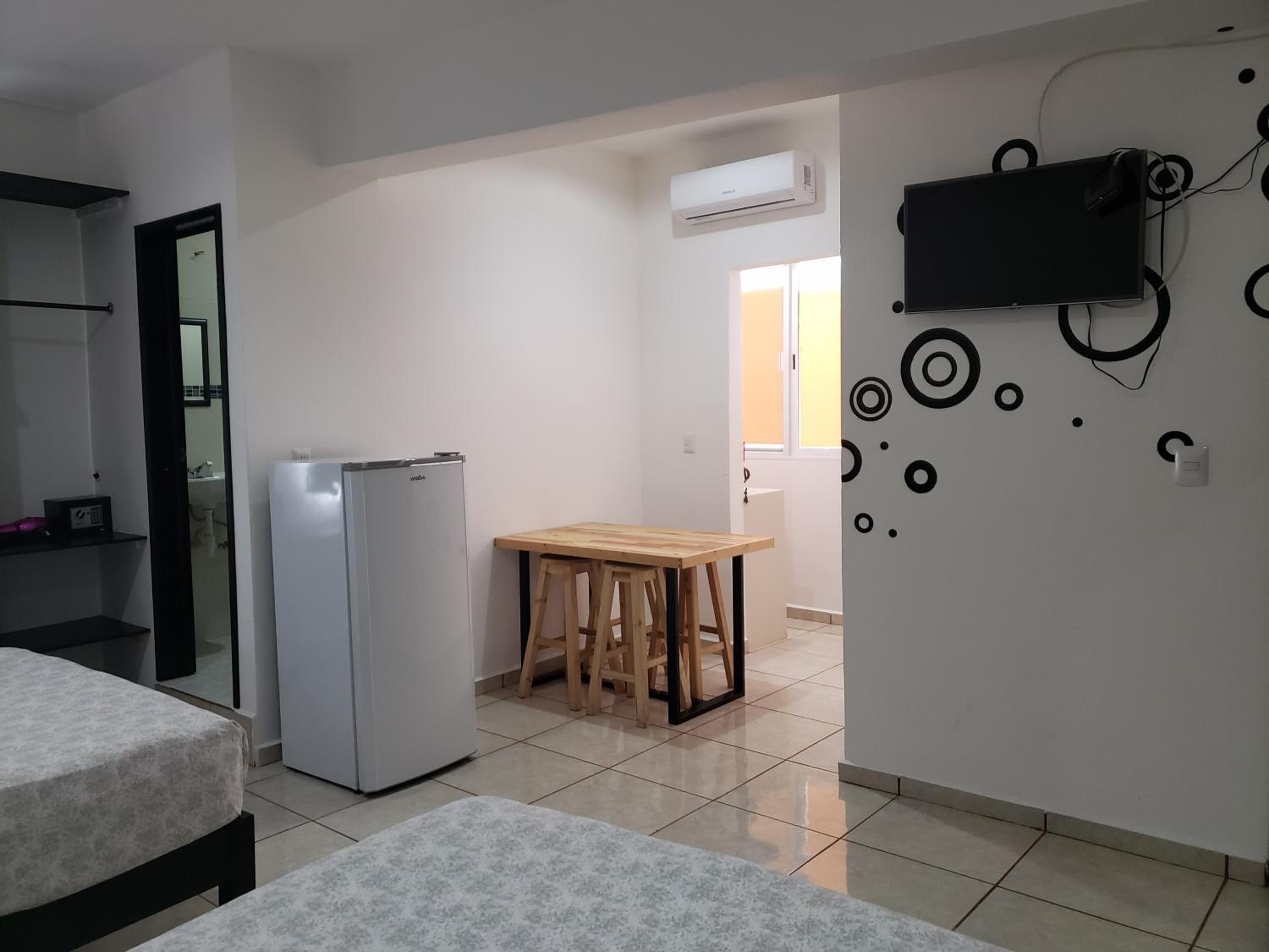 Standard Twin Room - Photo 18