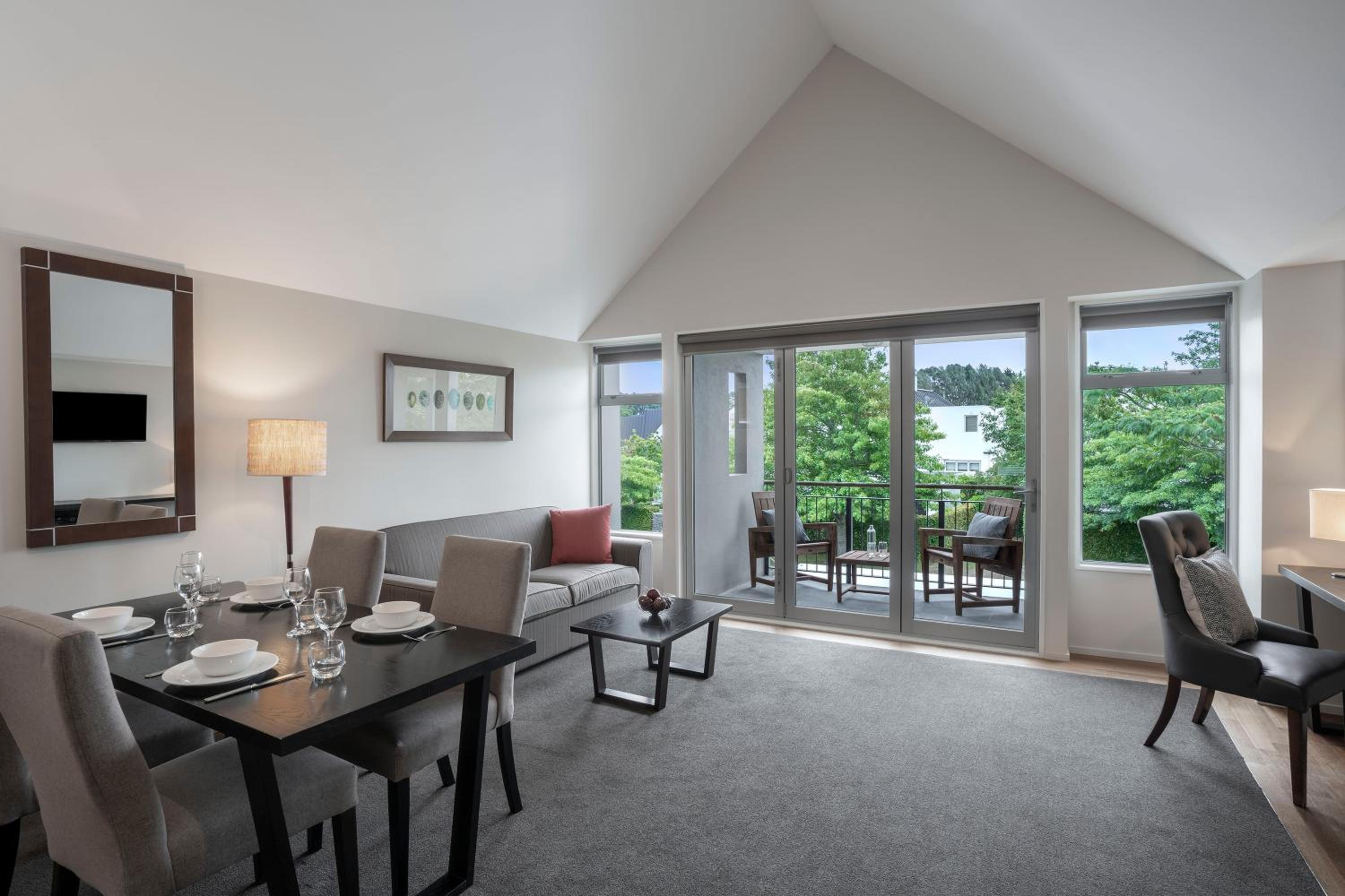 Garden View Suite