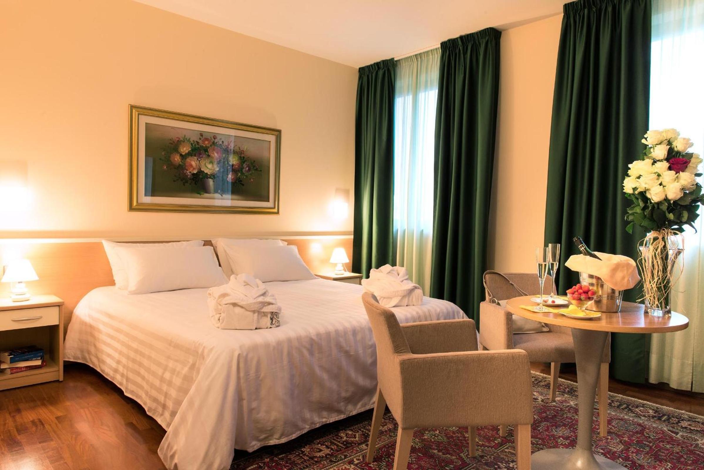 Superior Double or Twin Room with Garden View
