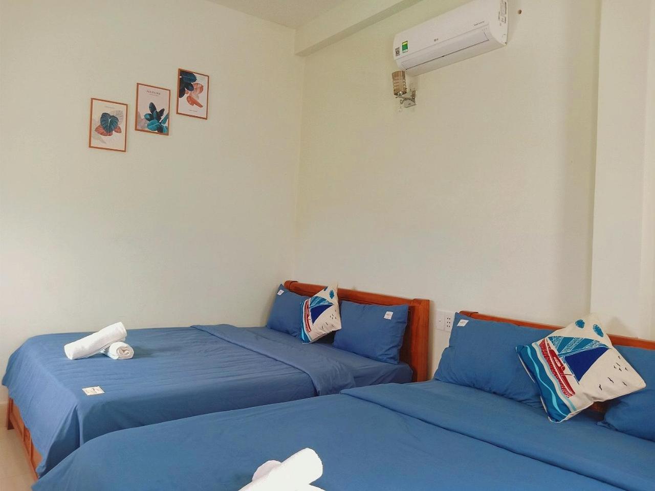 Quadruple Room with Balcony photo 3