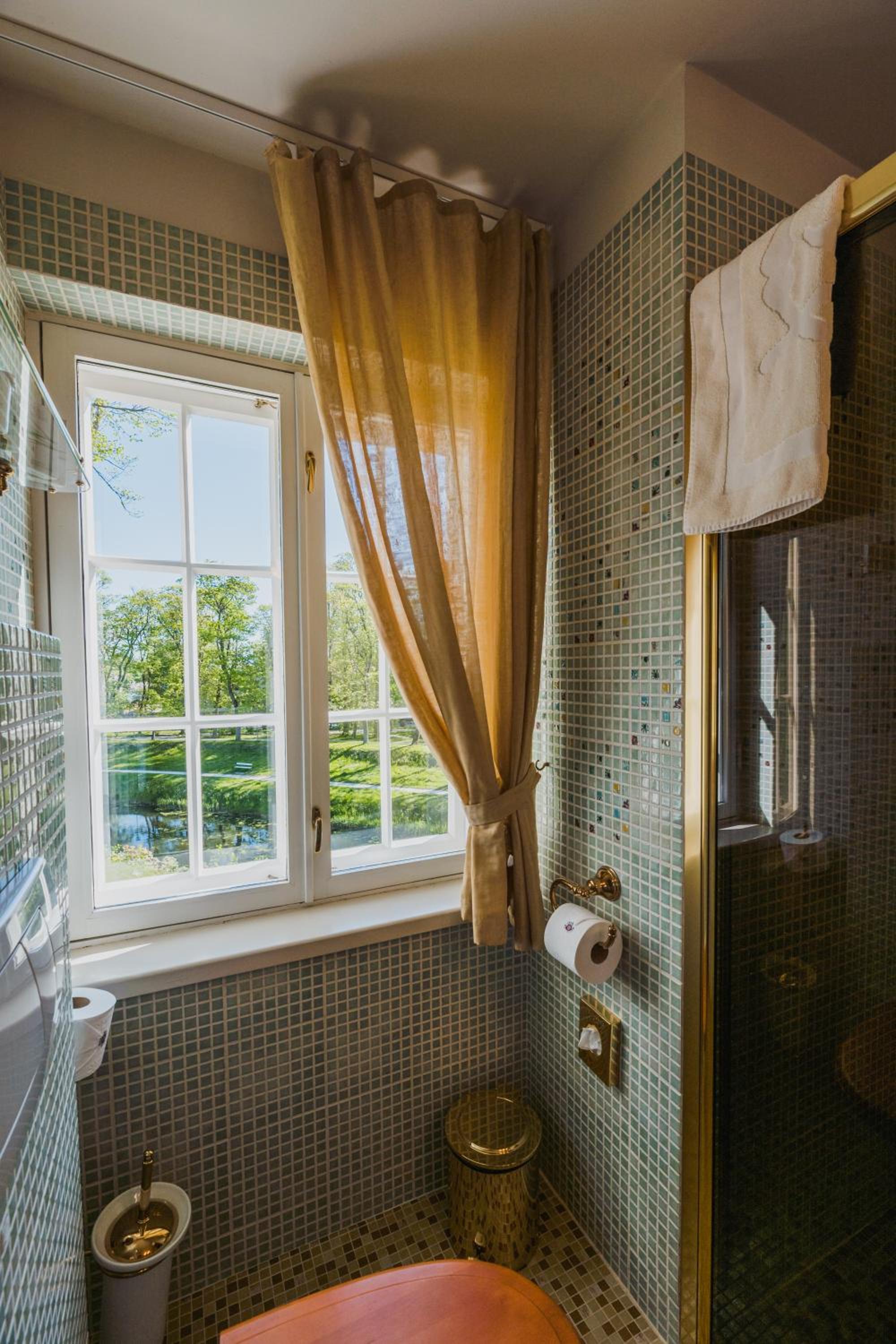 Standard Double or Twin Room photo 2
