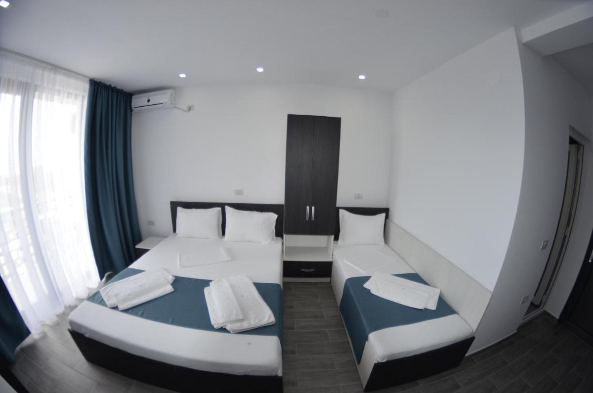 Triple Room - Photo 3