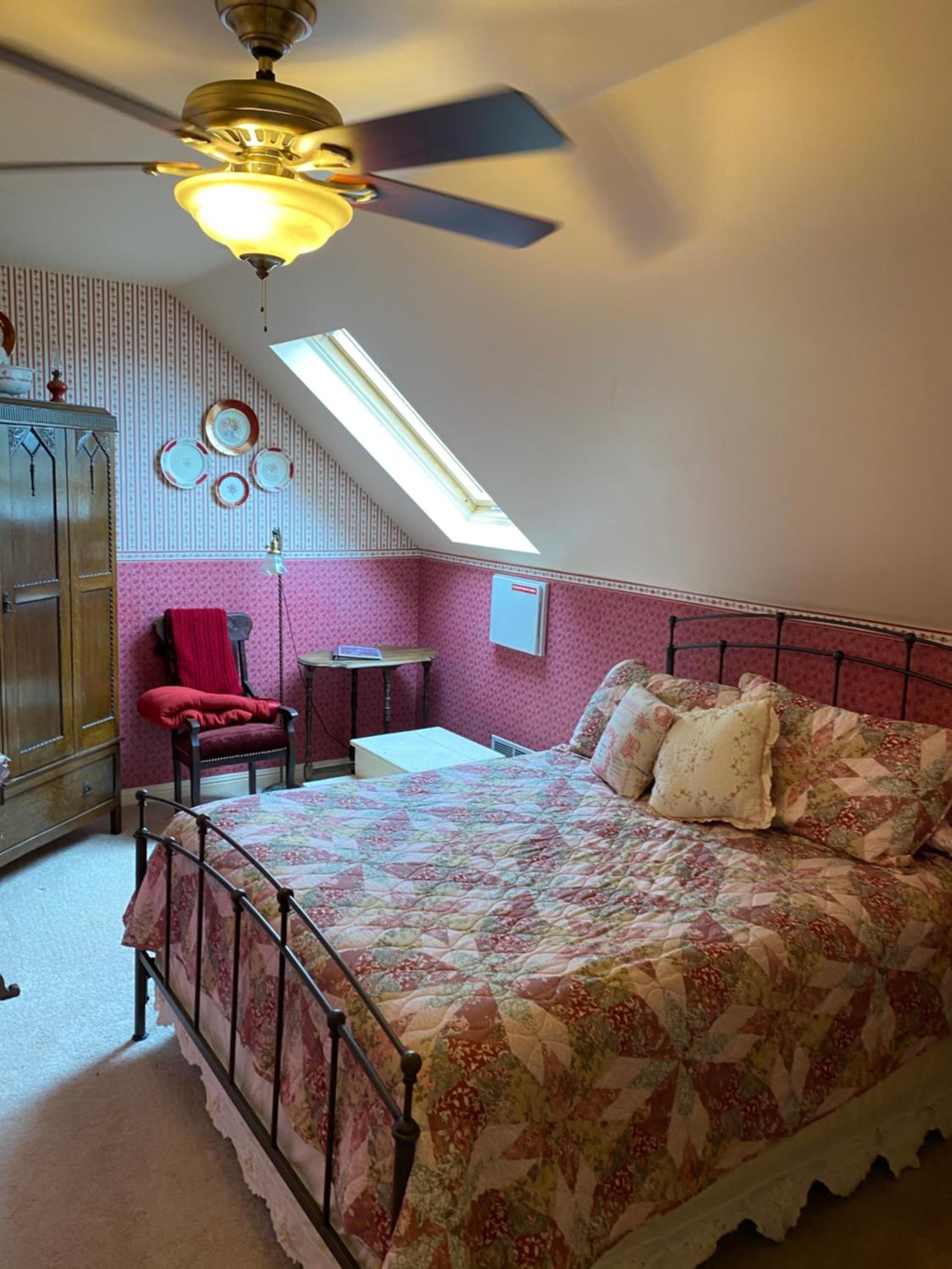 Queen Room