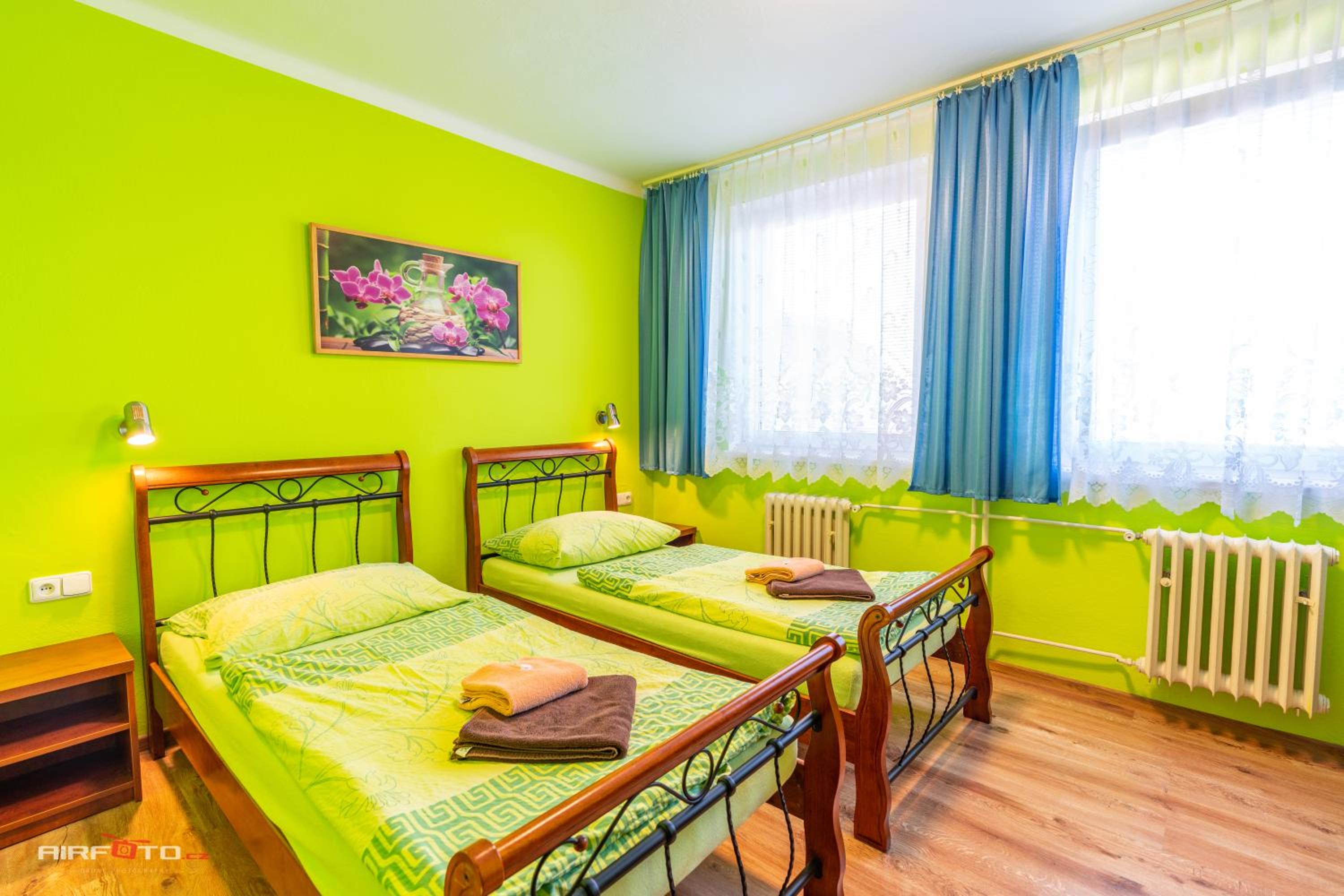 Twin Room With Private Bathroom photo 2