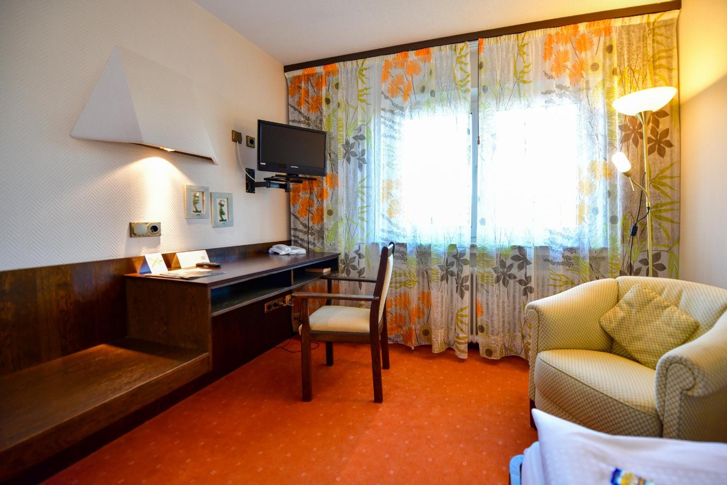 Single Room photo 2