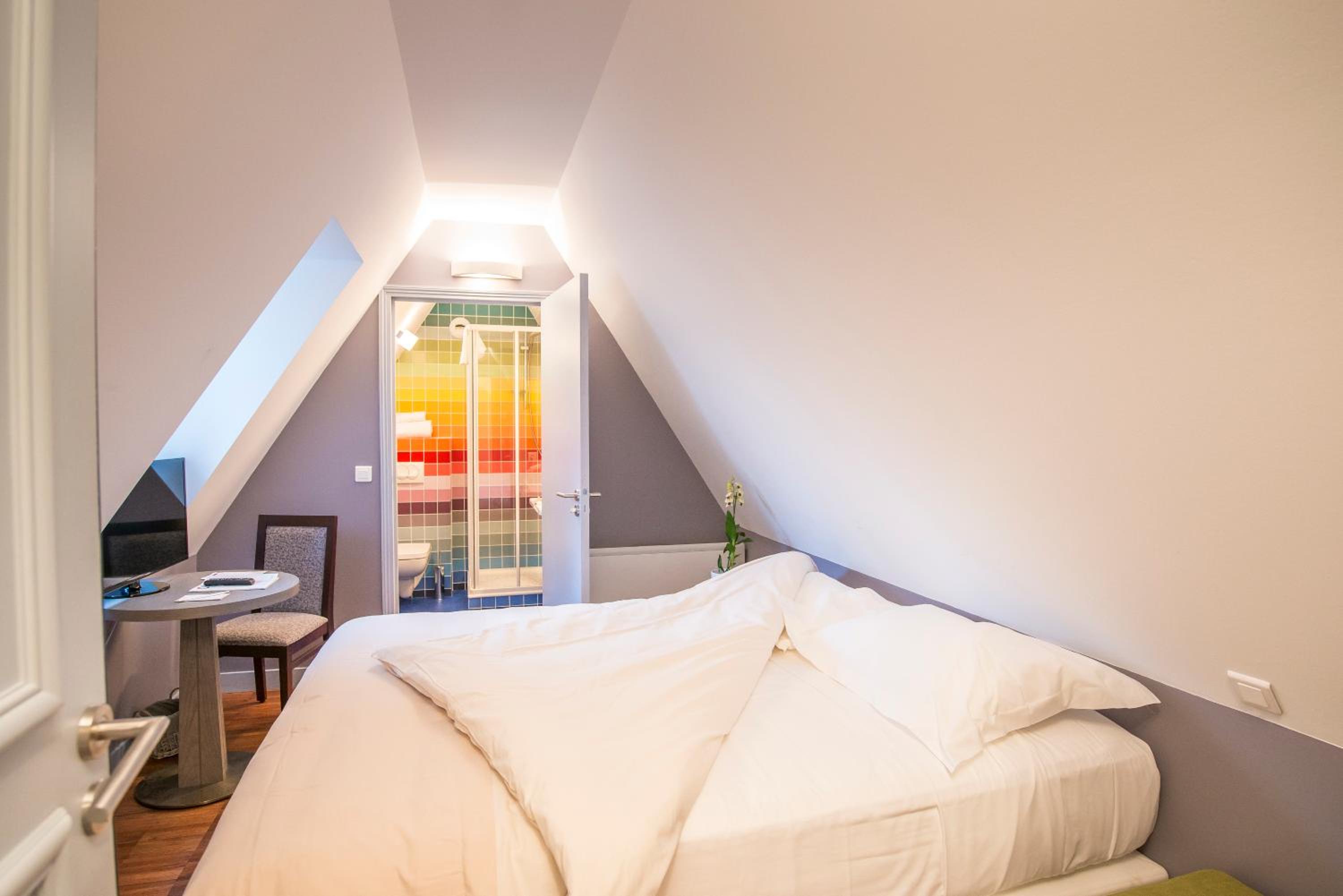 Classic Double Room
