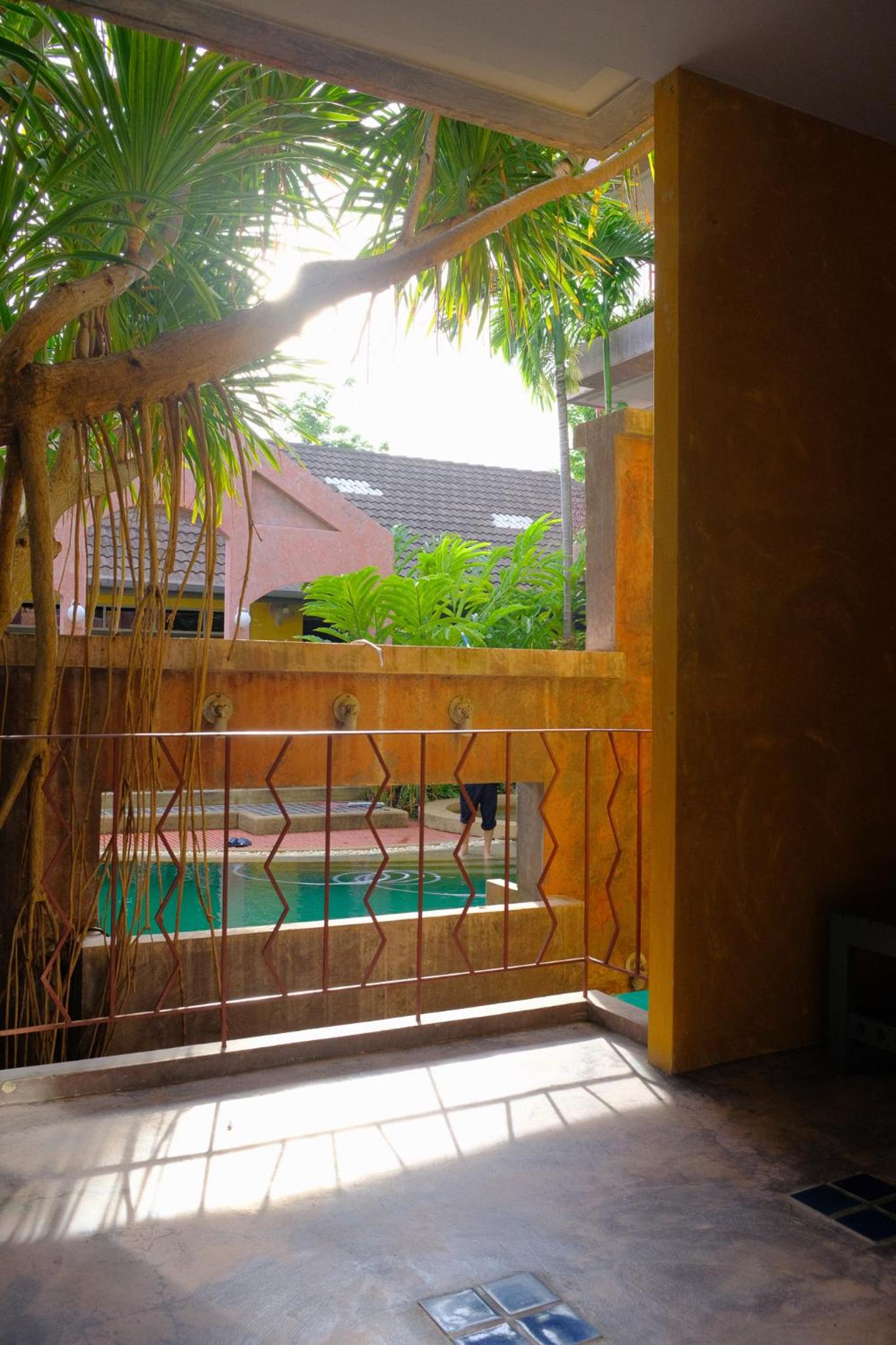 King Room with Pool View