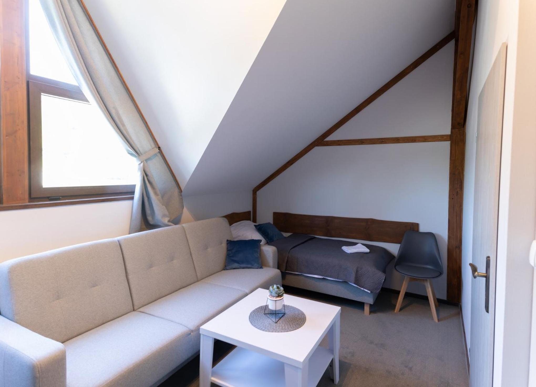 Double Room - Photo 3
