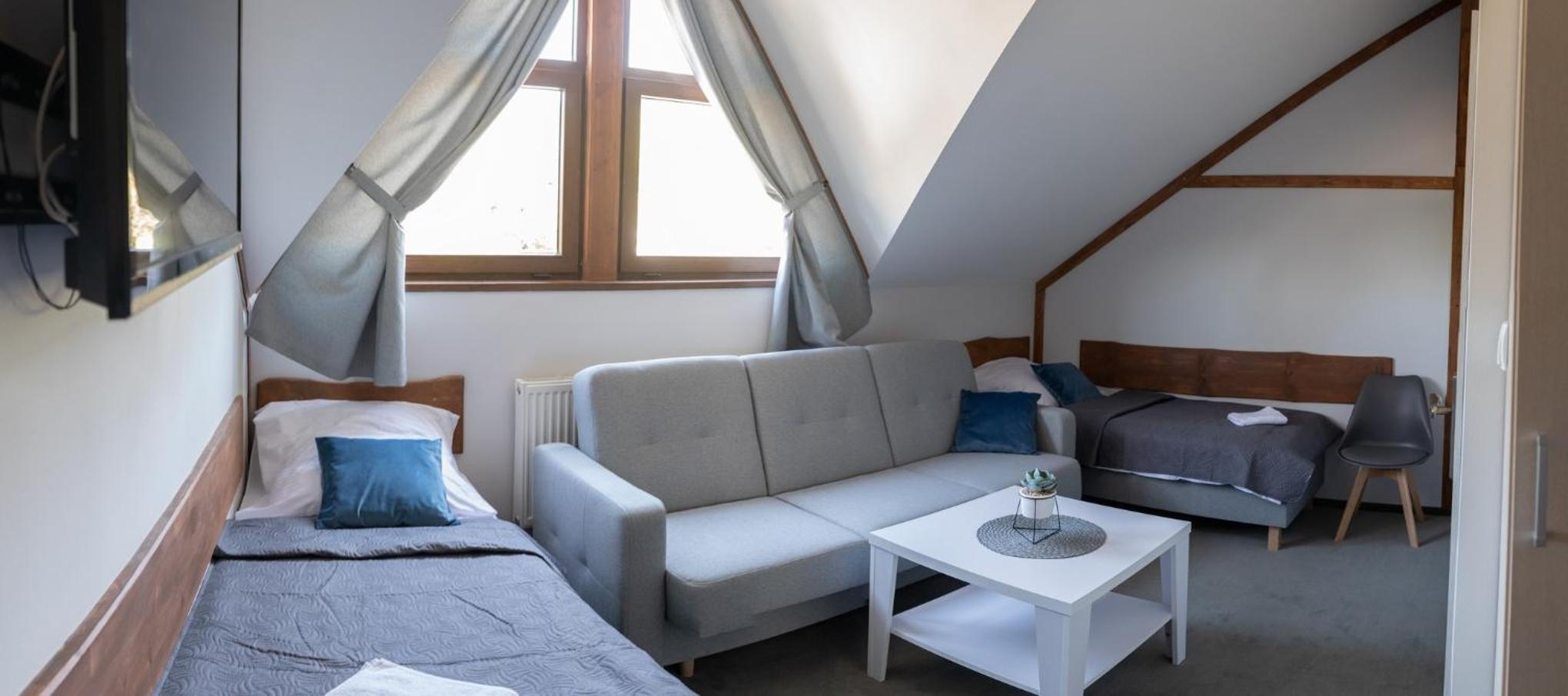 Double Room - Photo 4