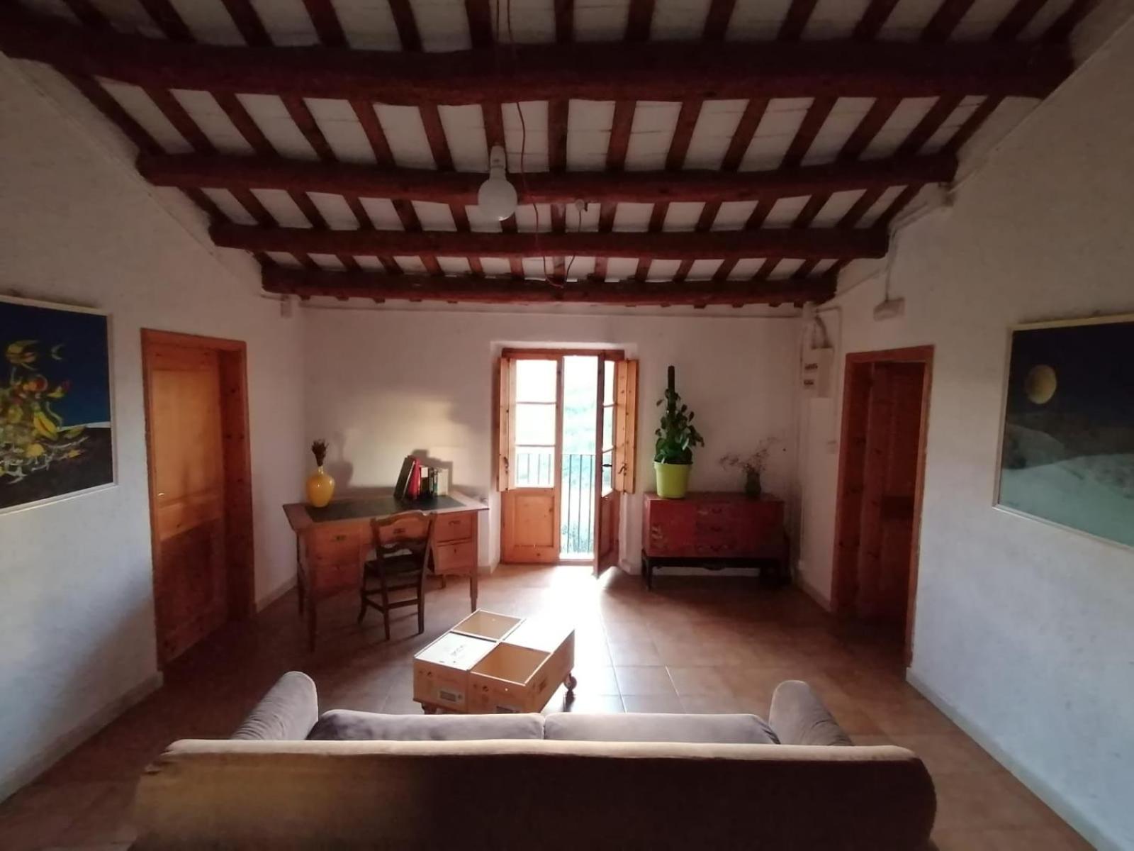 Casa de Seis Habitaciones