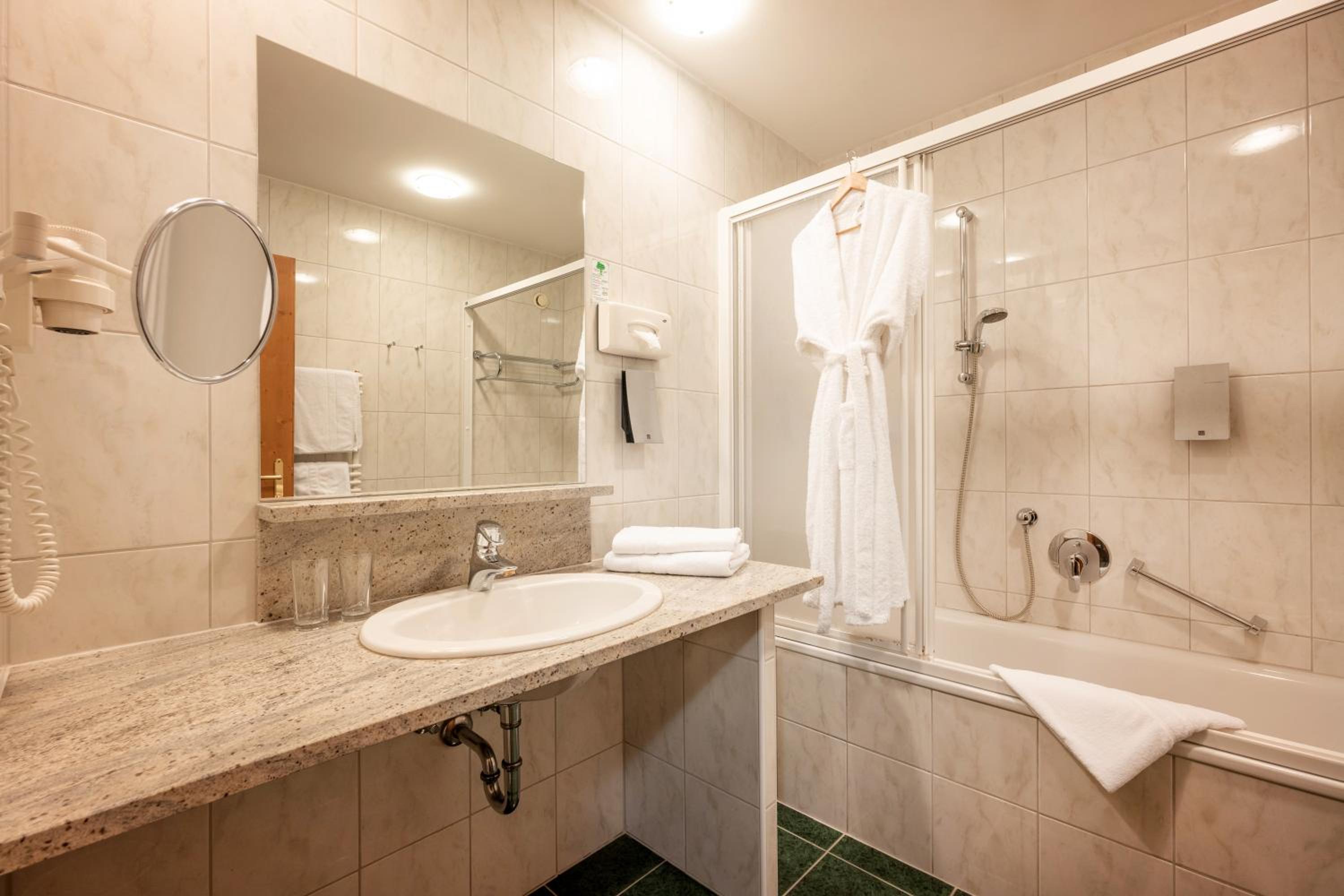 Double Room - Photo 2