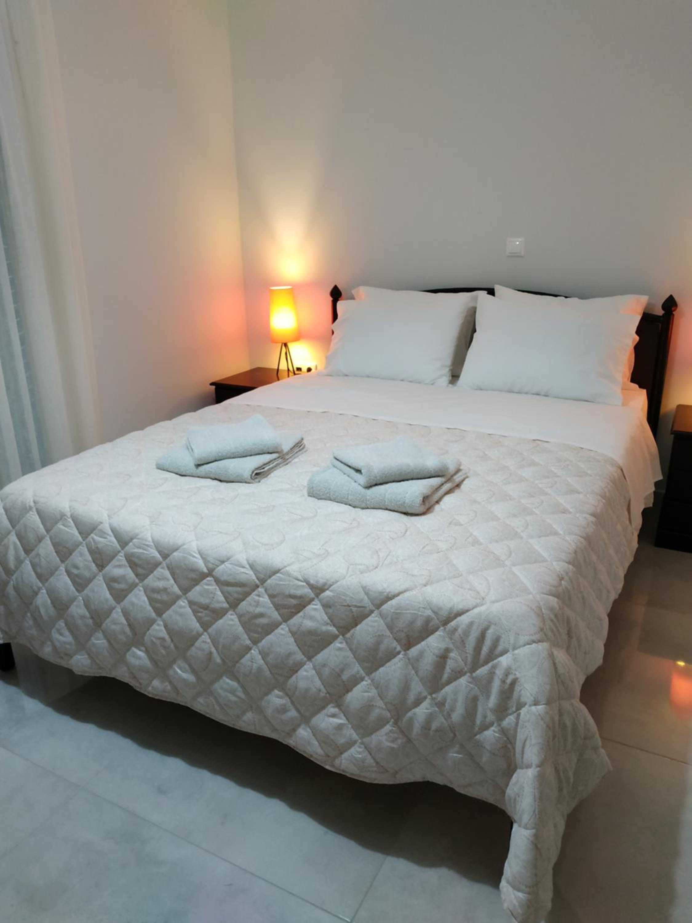 One-Bedroom Apartment - Photo 11