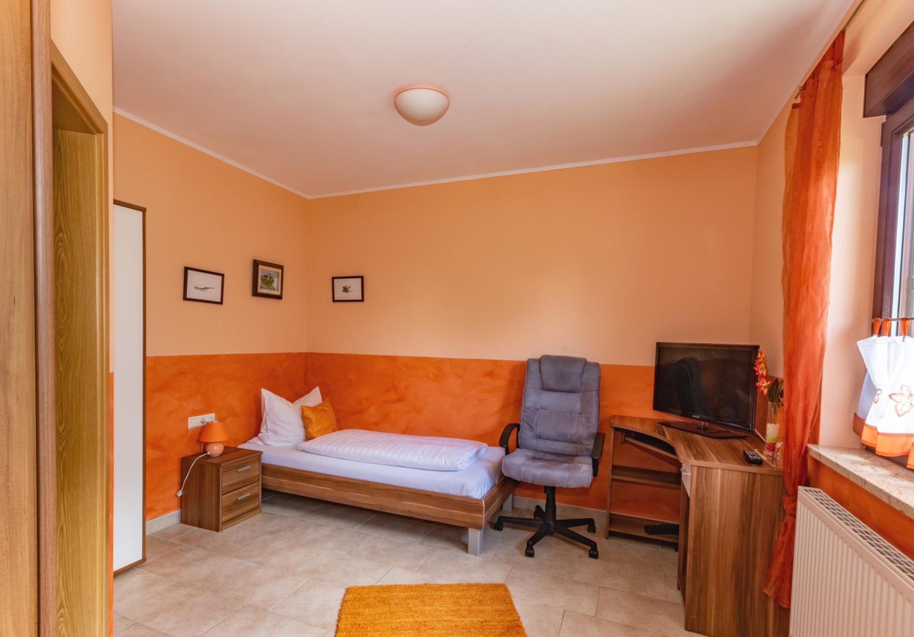 Single Room photo 1