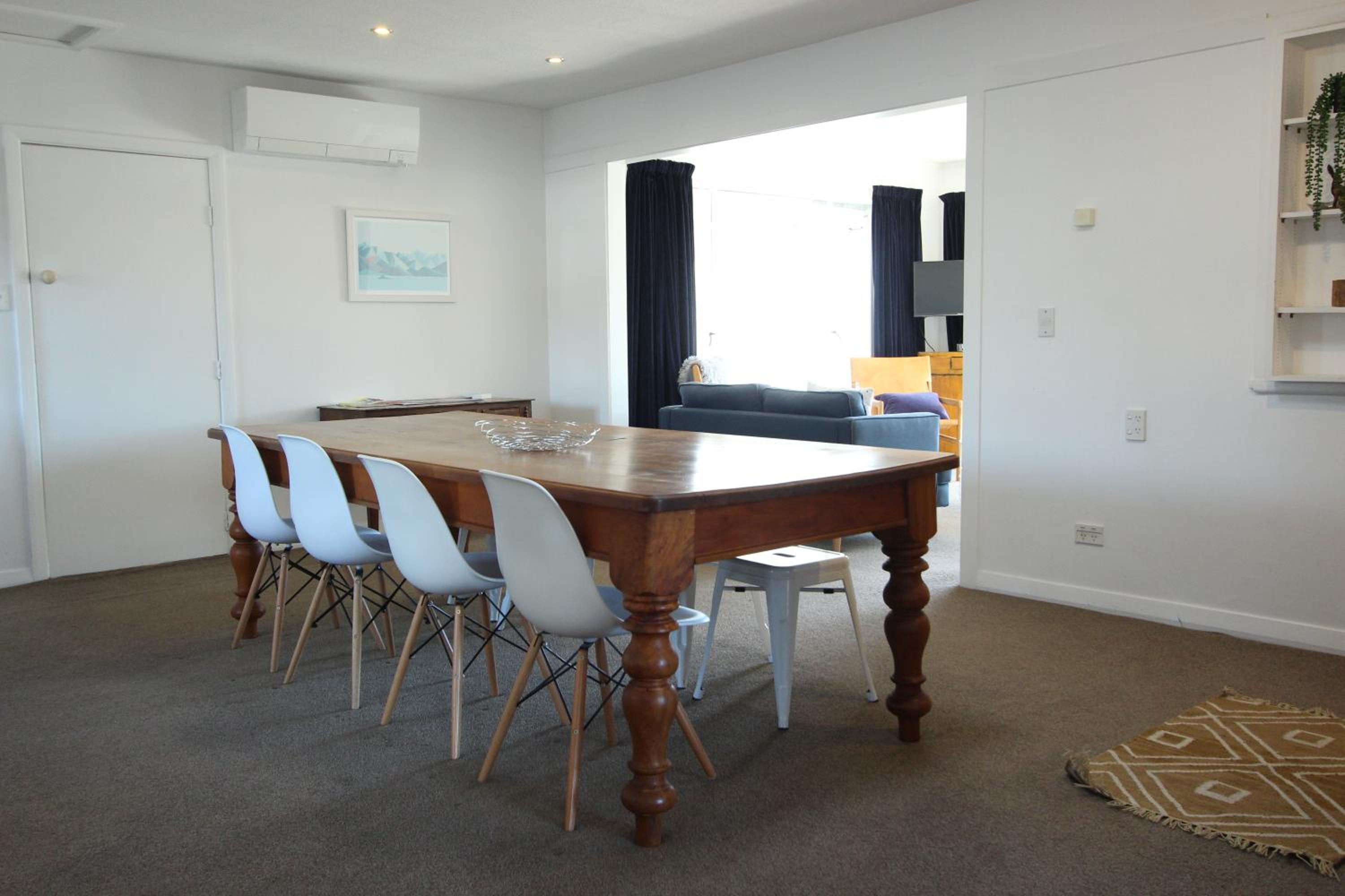 Four-Bedroom House - Photo 3