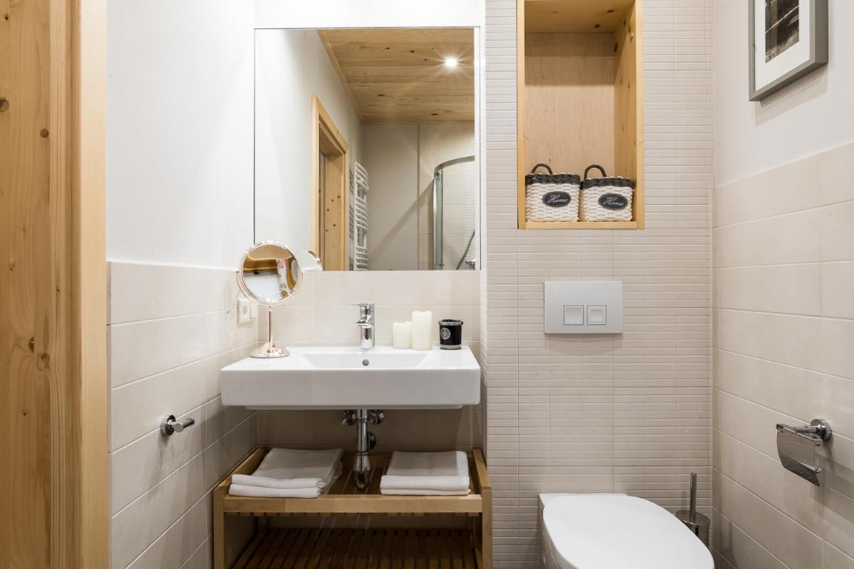 Four-Bedroom House photo 1