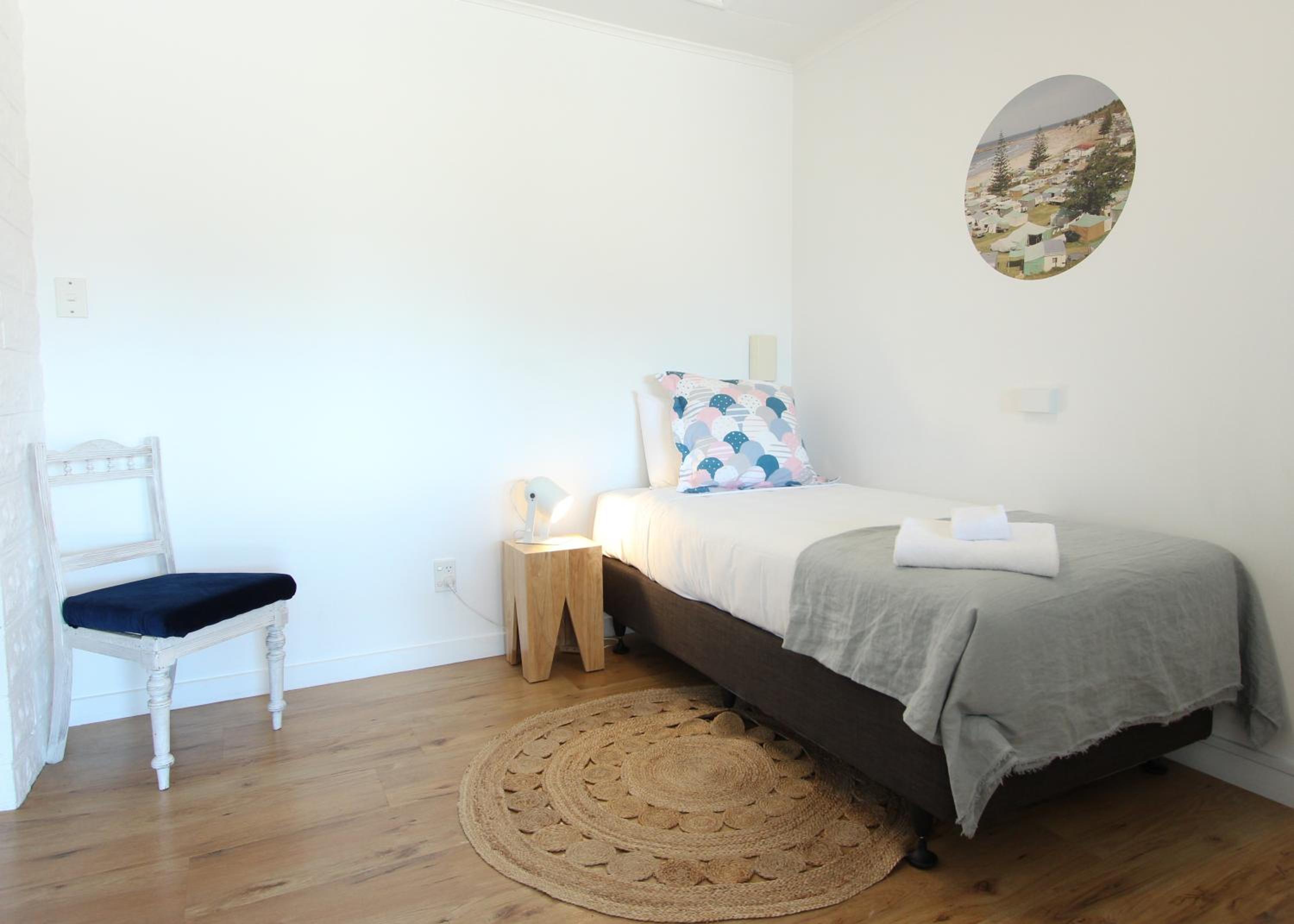 Four-Bedroom House - Photo 12
