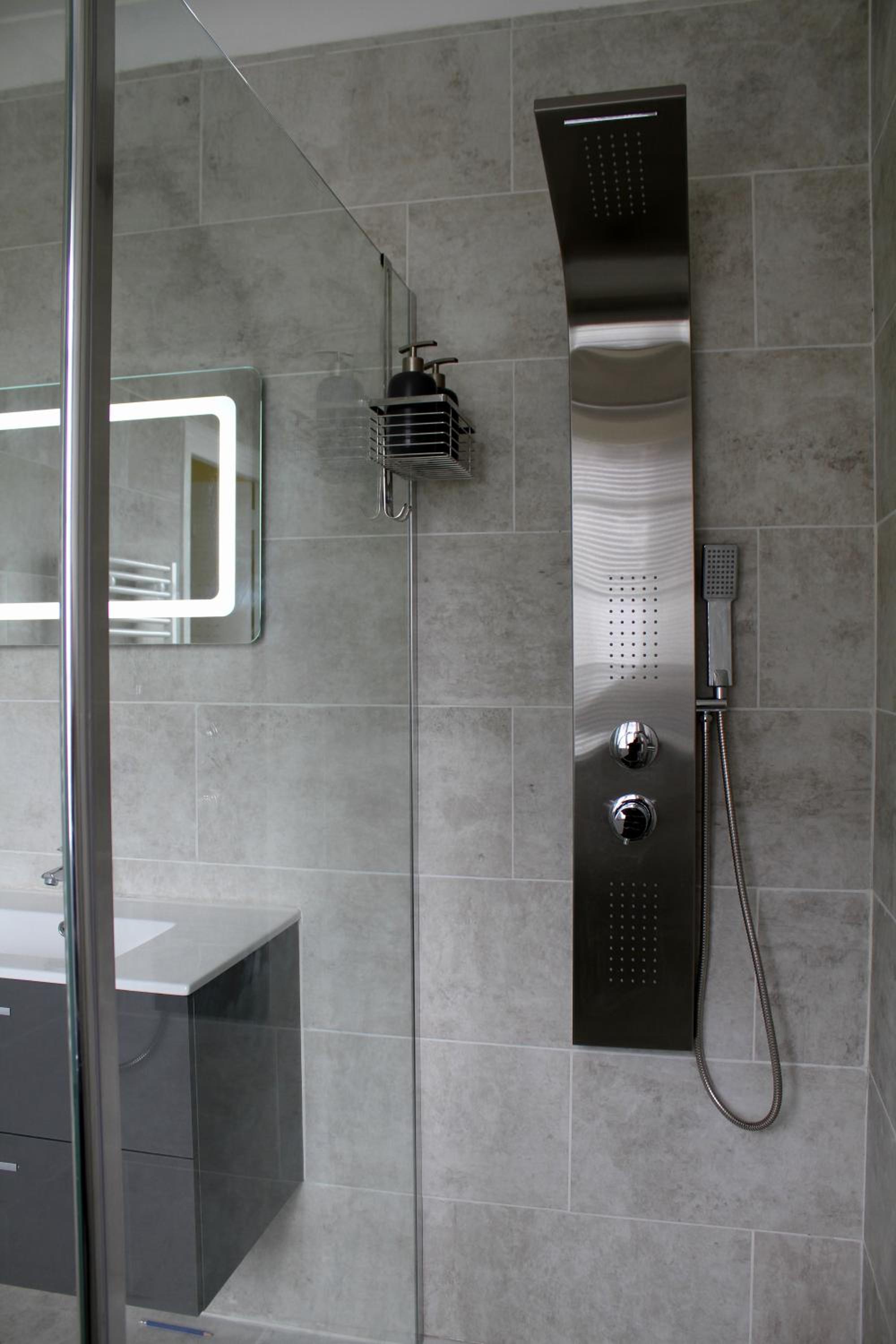 Superior King Suite - Photo 2
