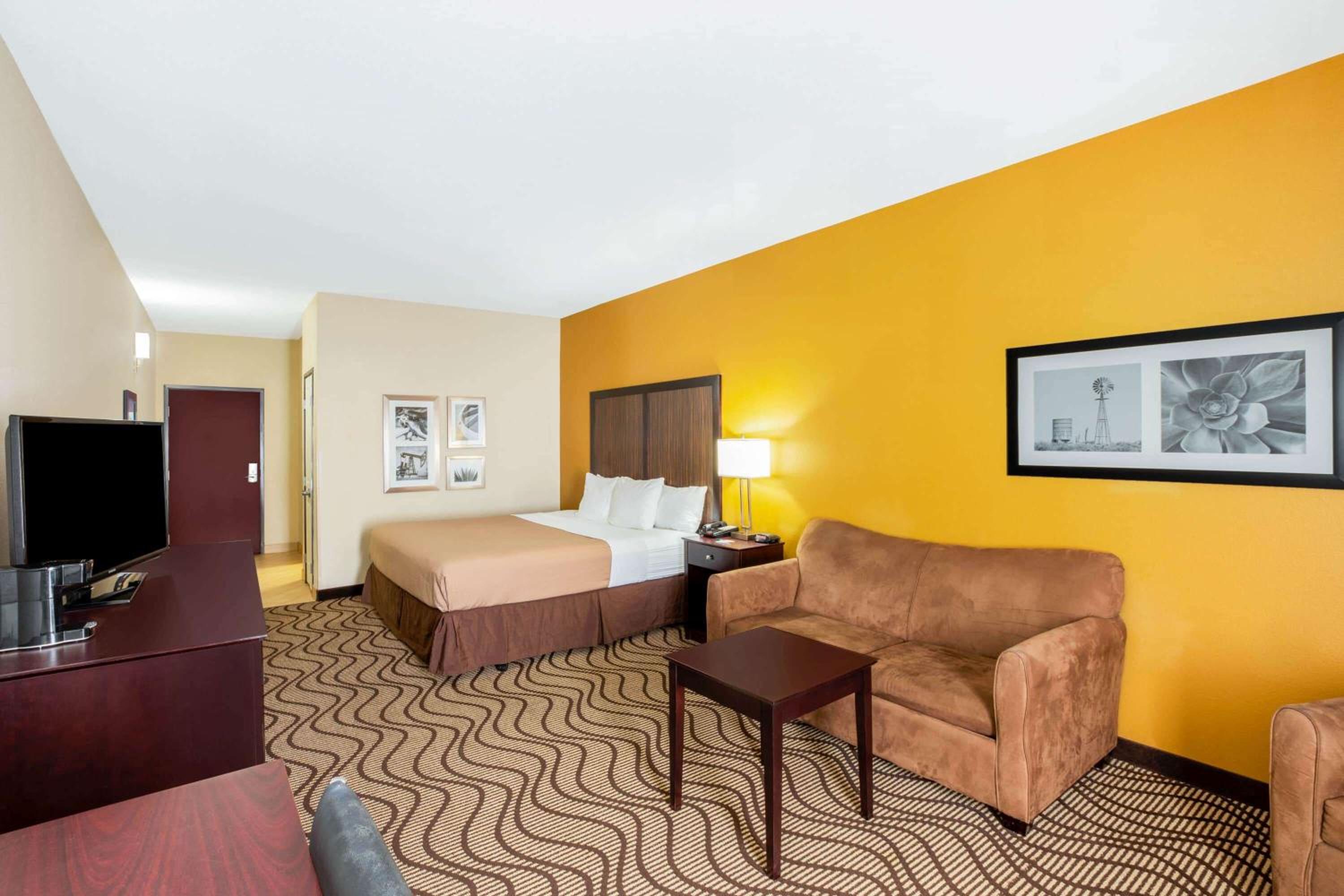 Executive King Room photo 2