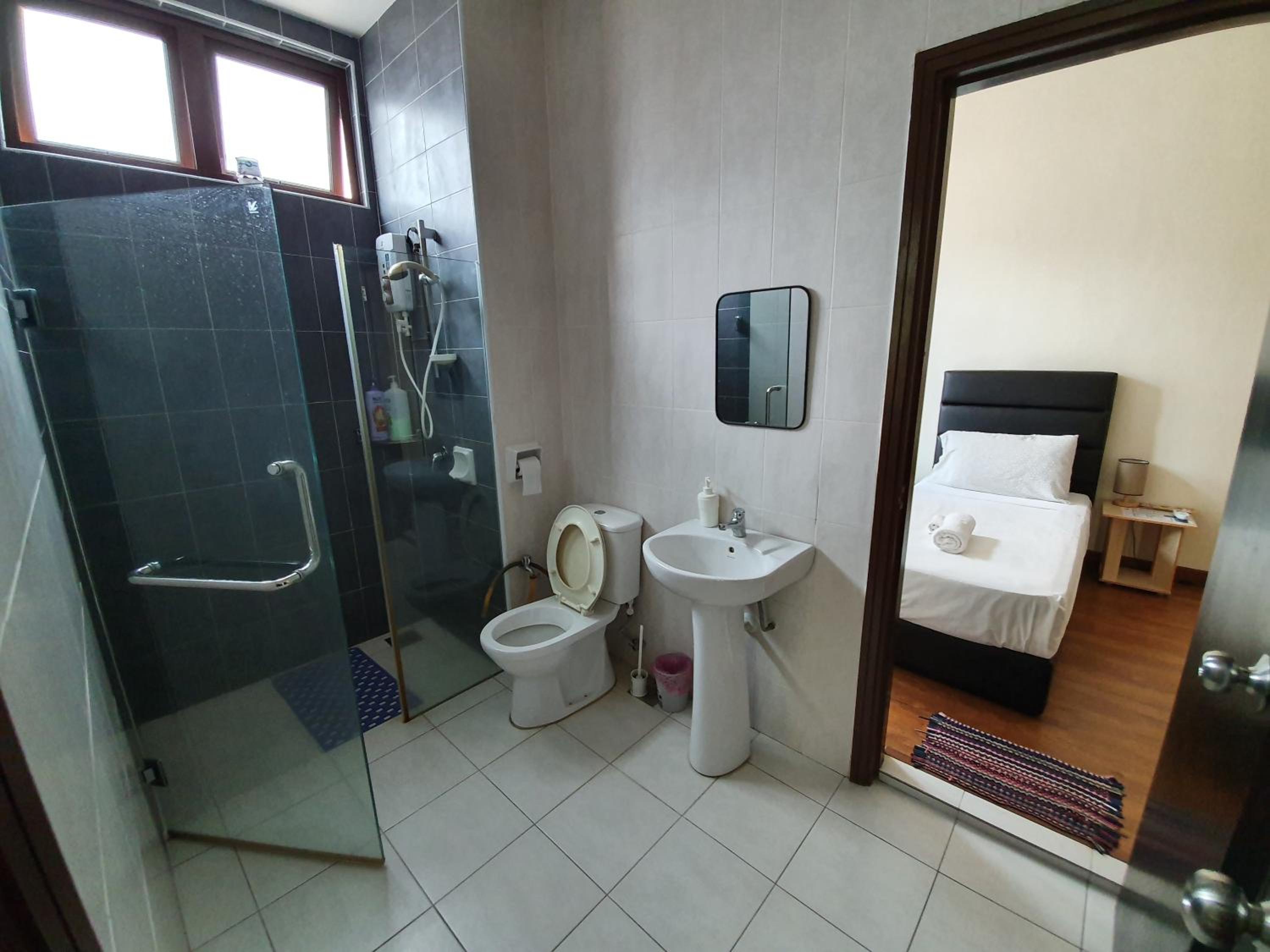 Standard Double or Twin Room photo 2