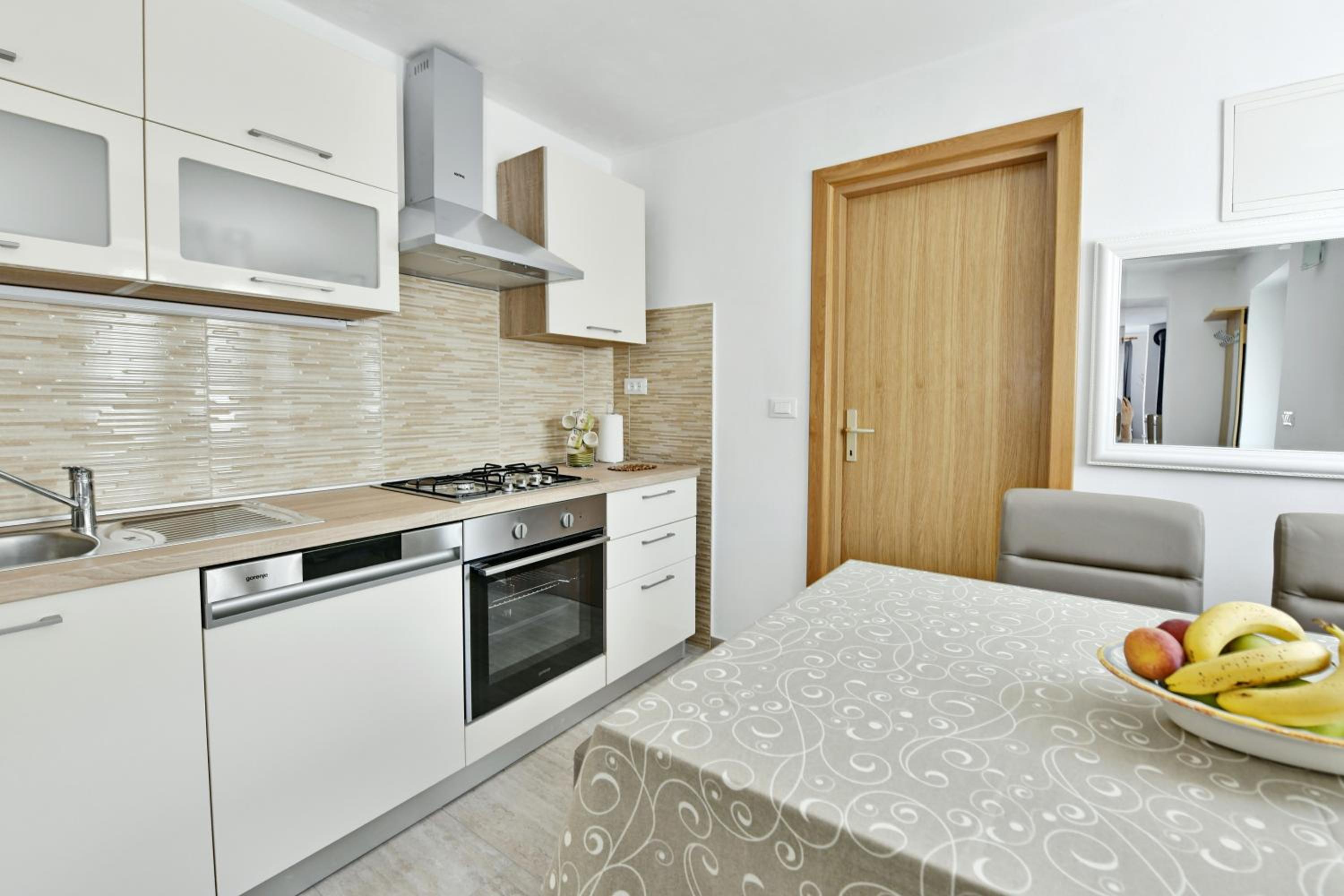 Two-Bedroom House photo 3