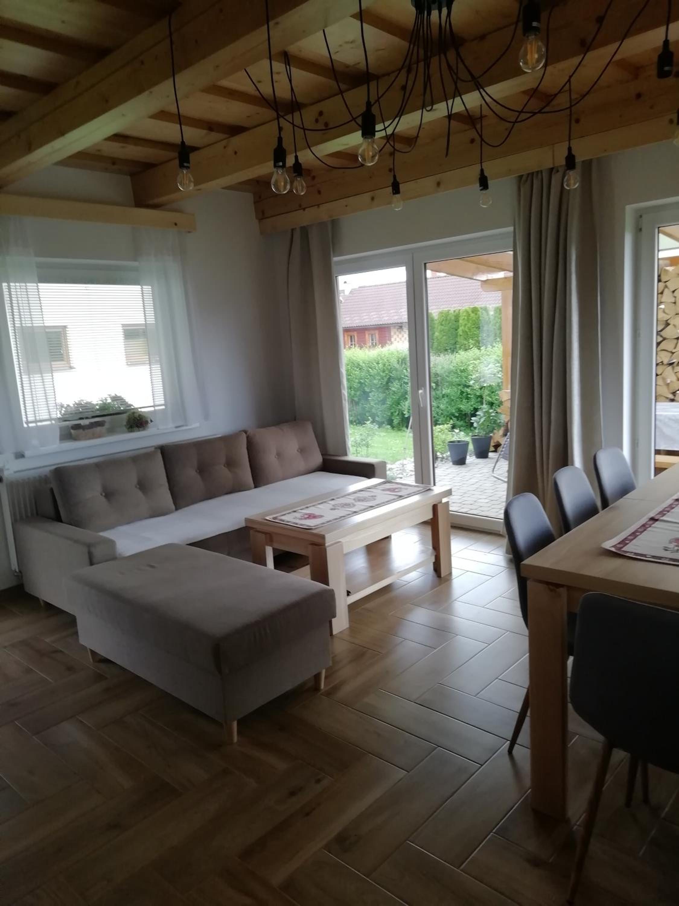 Two-Bedroom House - Photo 10