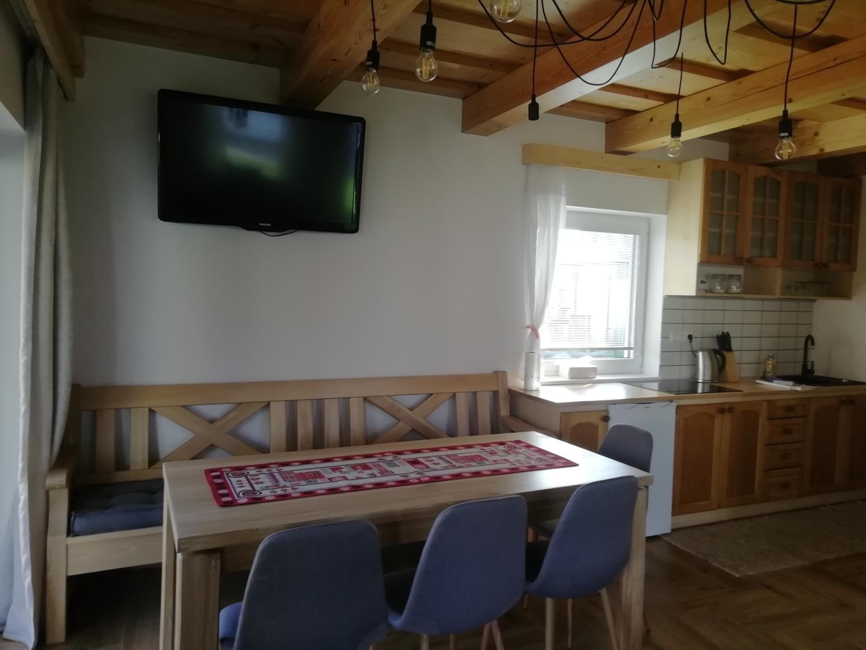 Two-Bedroom House - Photo 11