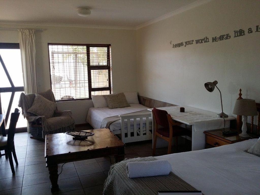 Family Room photo 2