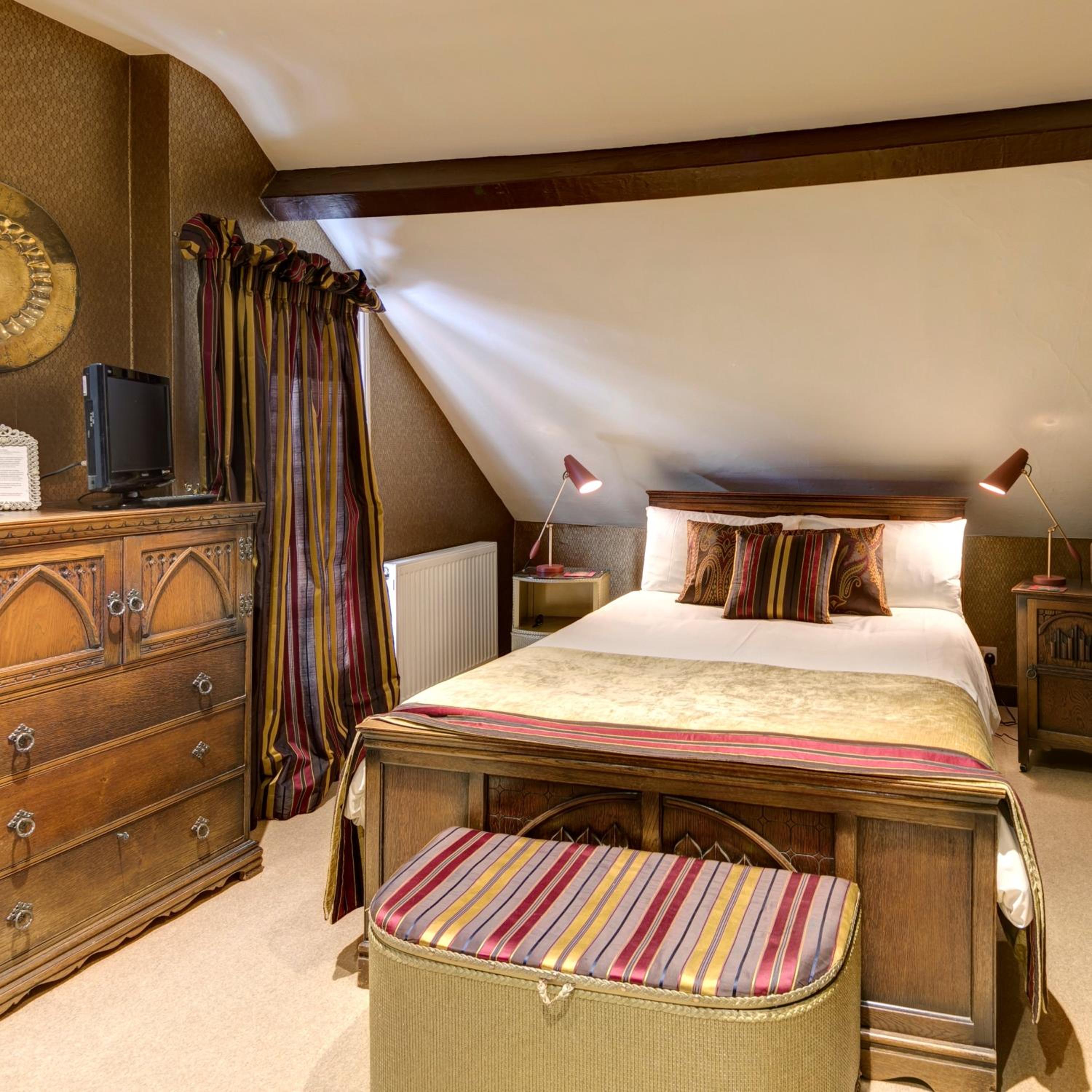 Deluxe Double Room with Shower