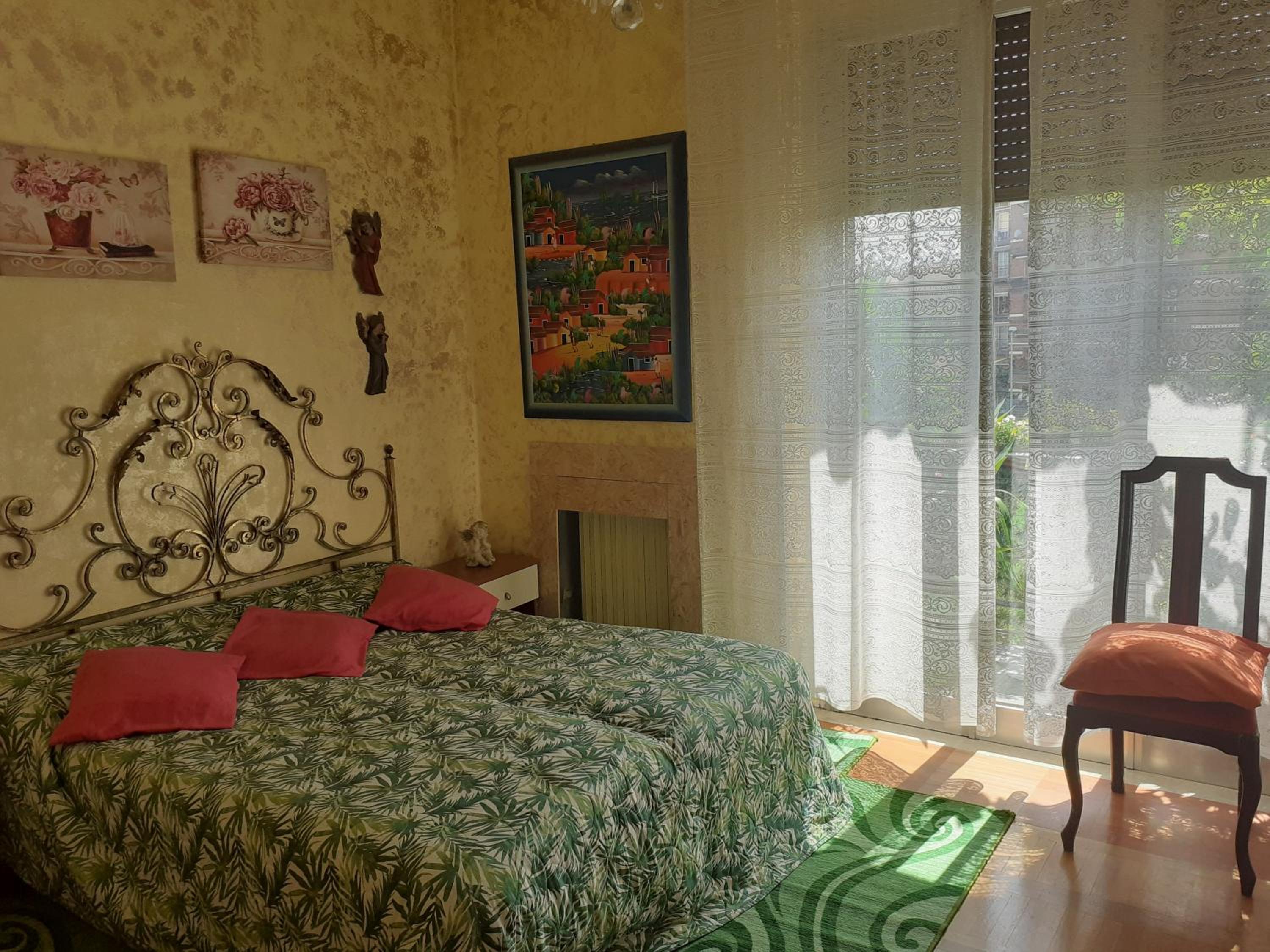 Double Room with Private Bathroom - Photo 7