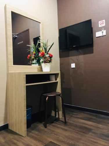 Standard Double Room - Photo 7