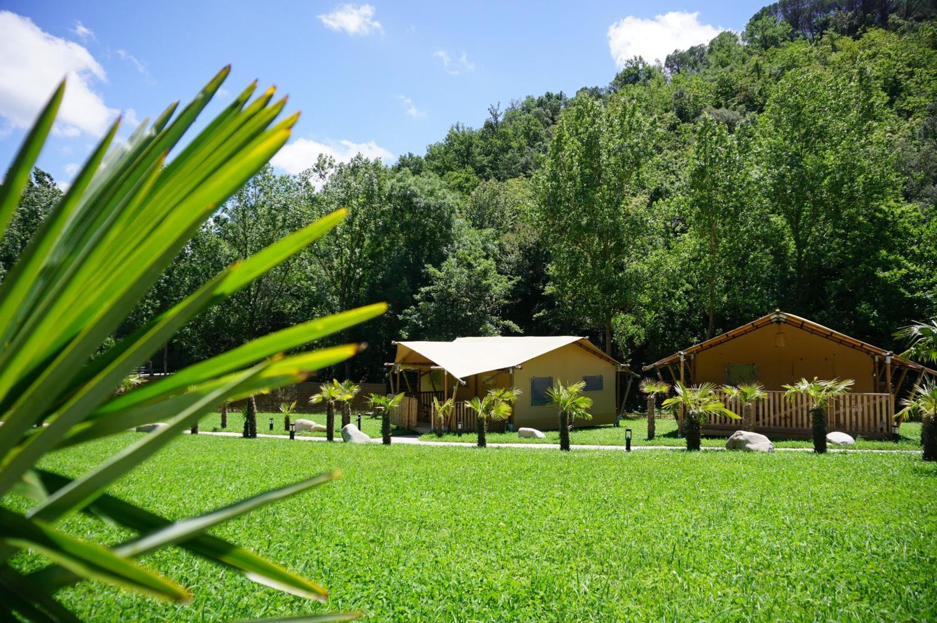 Luxury Lodge photo 1