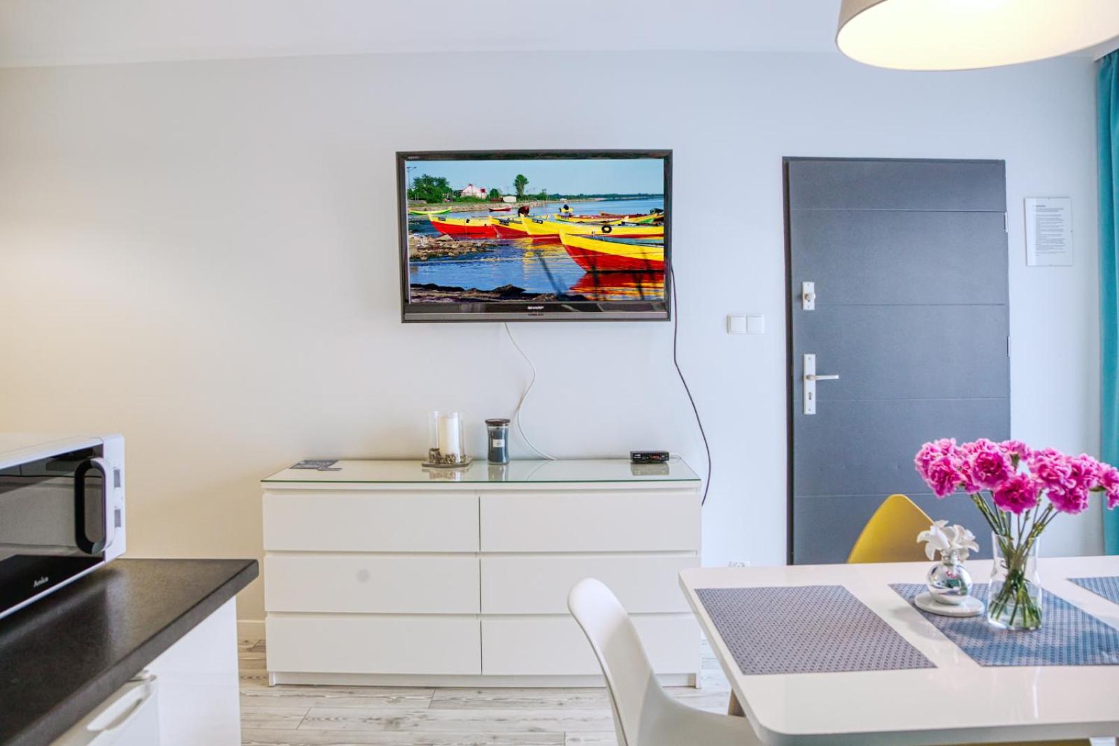 Two-Bedroom Apartment - Photo 11