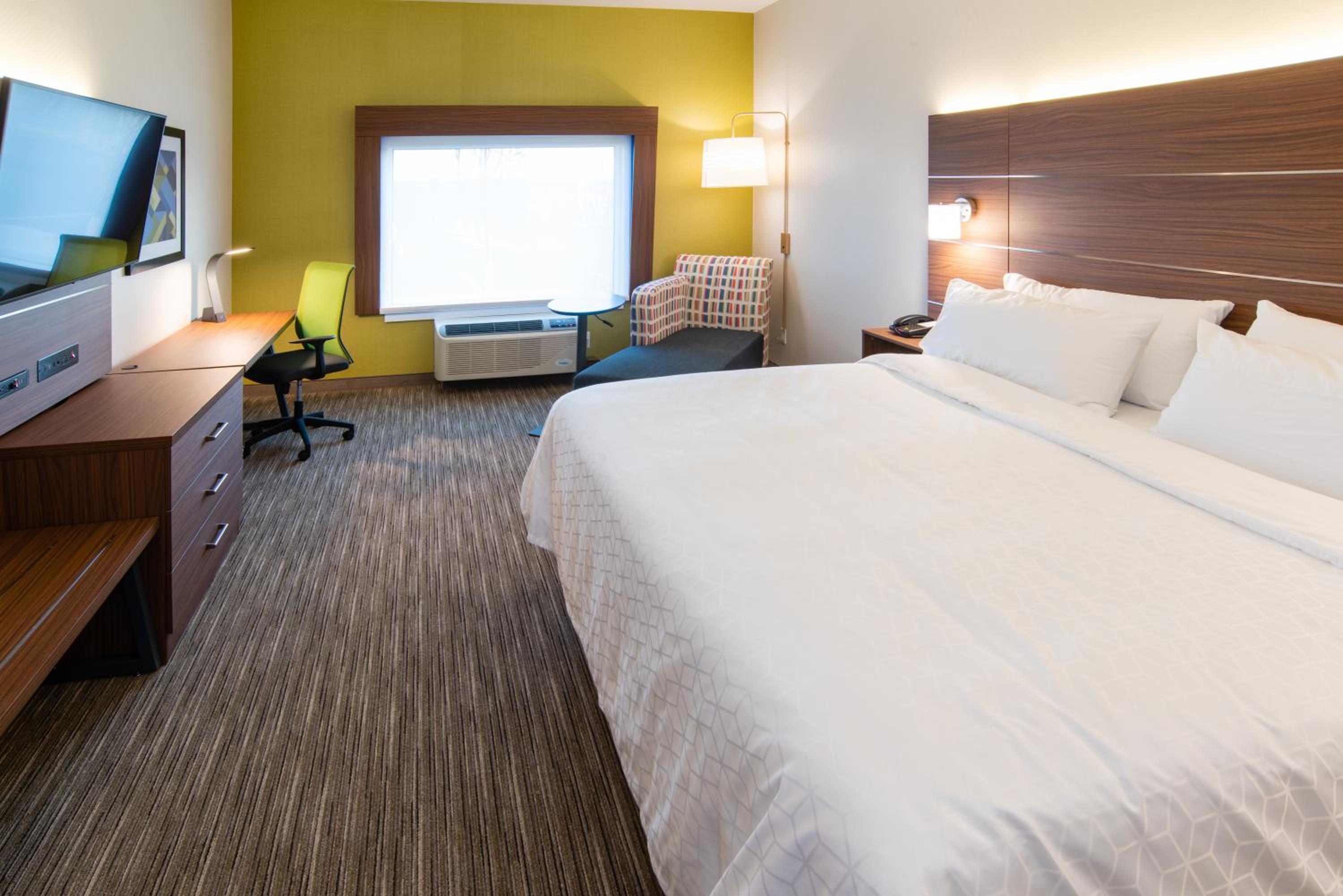 Standard King Room - Photo 1