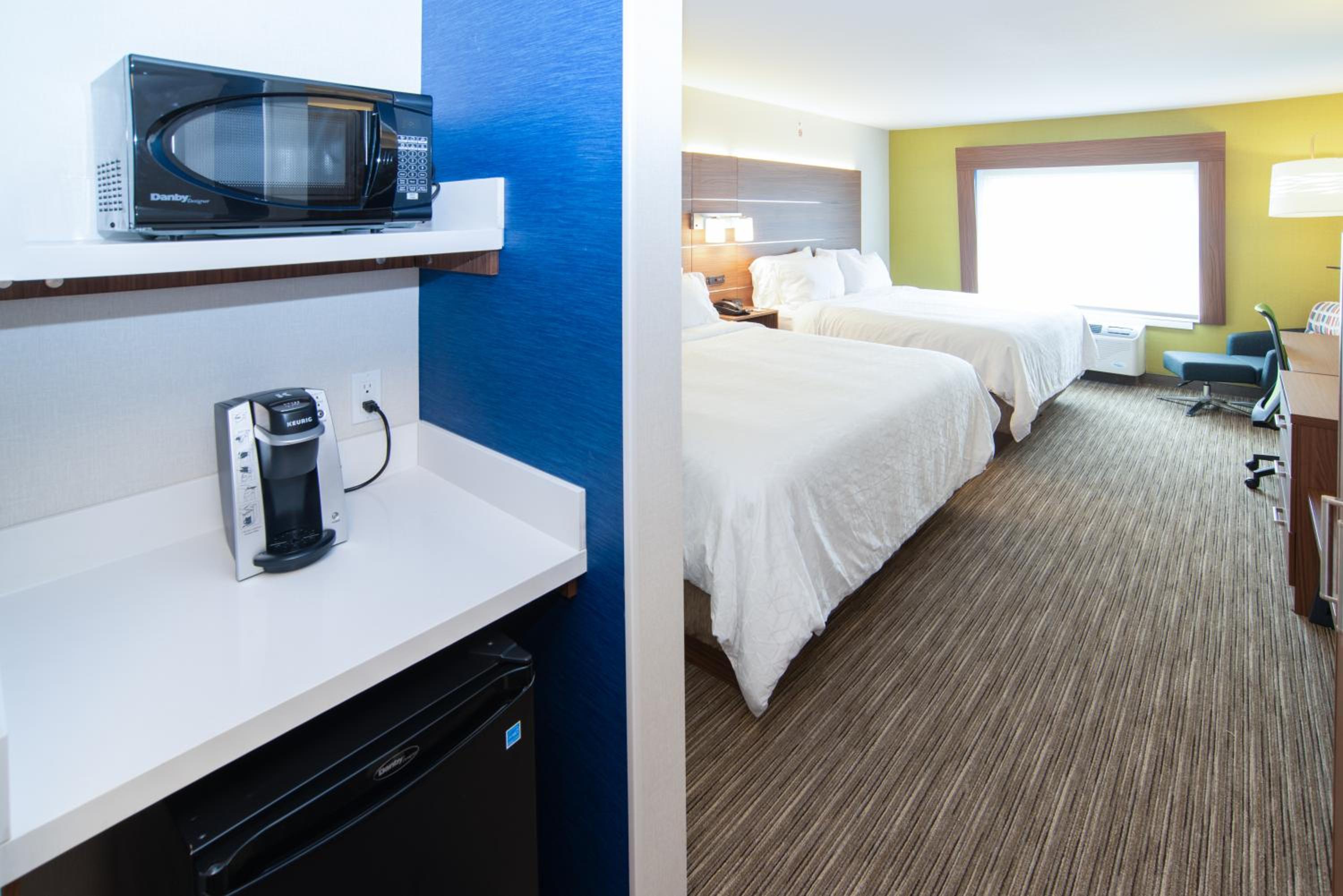 Suite with Two King Beds - Photo 1