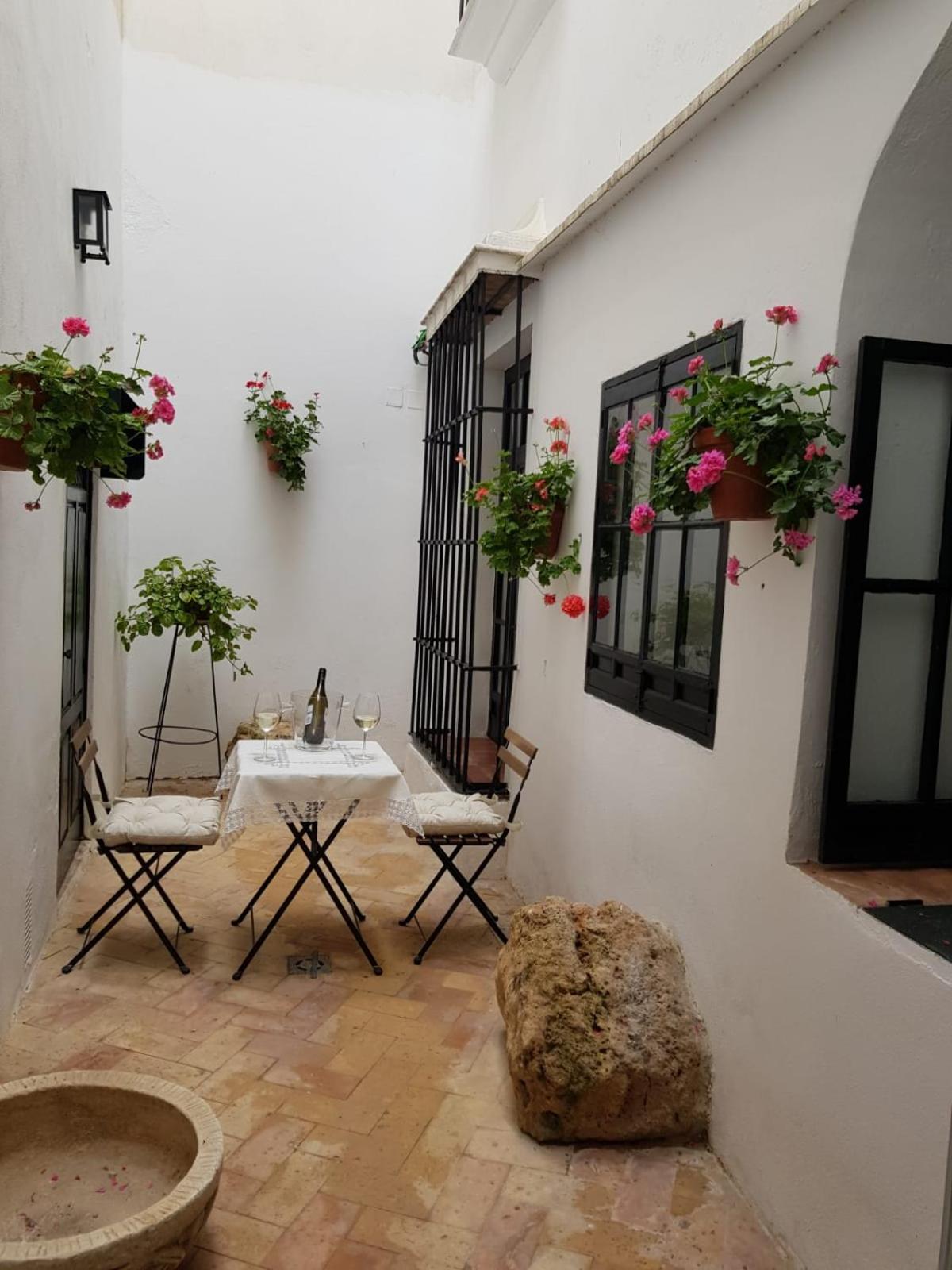 Three-Bedroom House - Photo 11