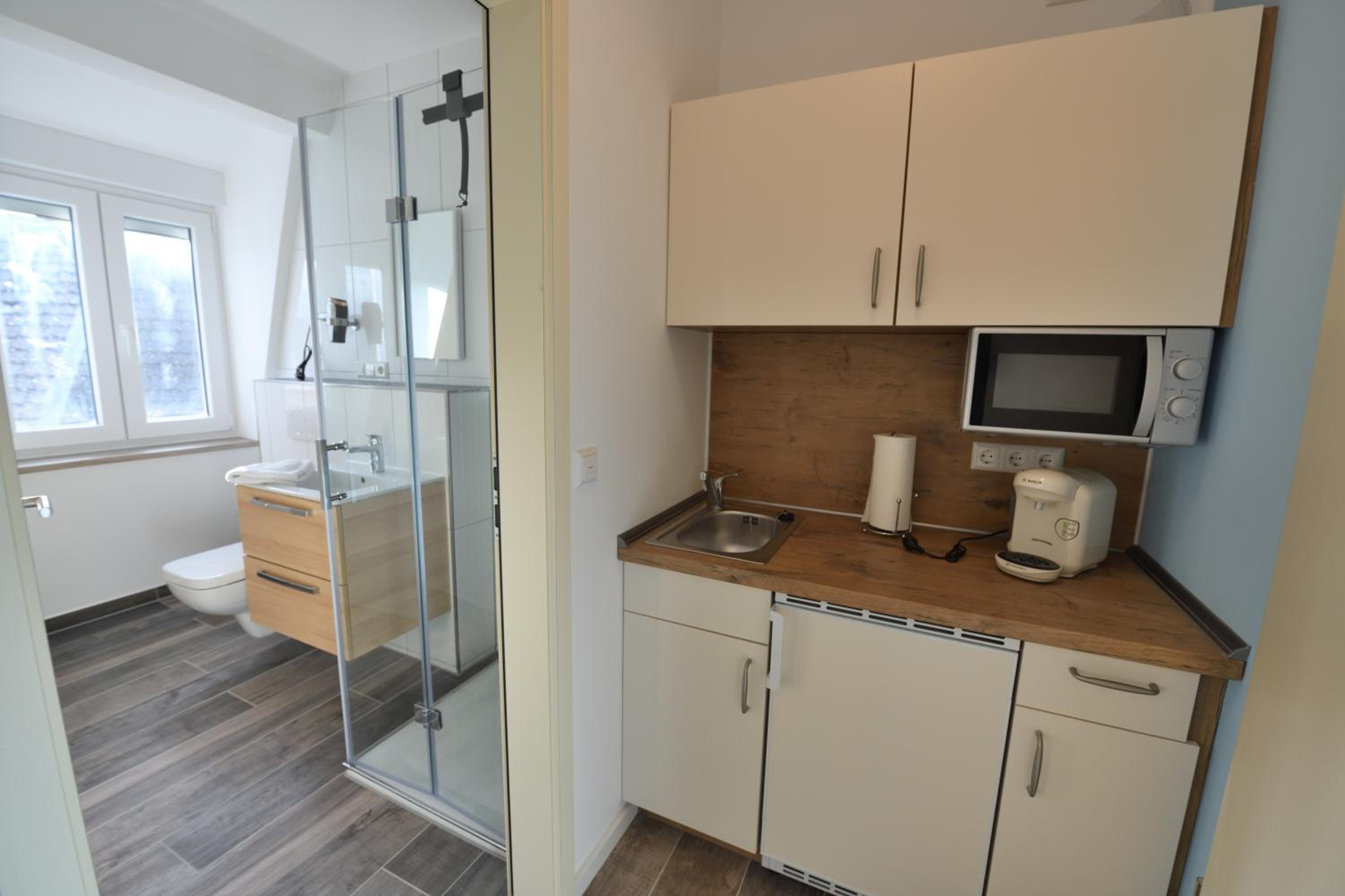 Double Room - Photo 13