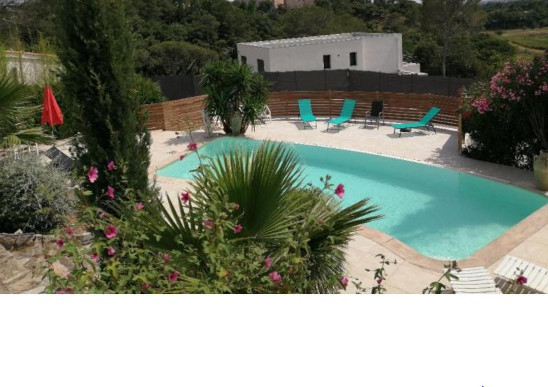 Villa with Pool View and Terrace - Photo 10