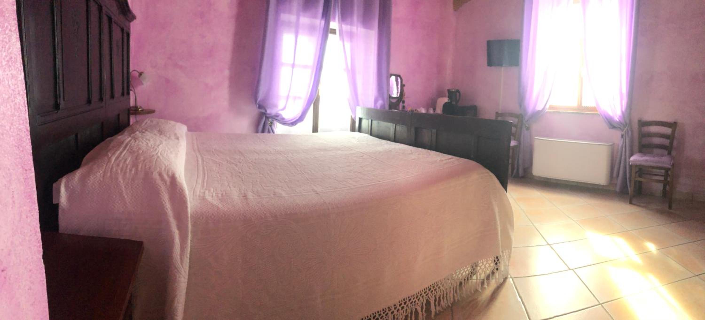 Double Room with Balcony - Photo 1