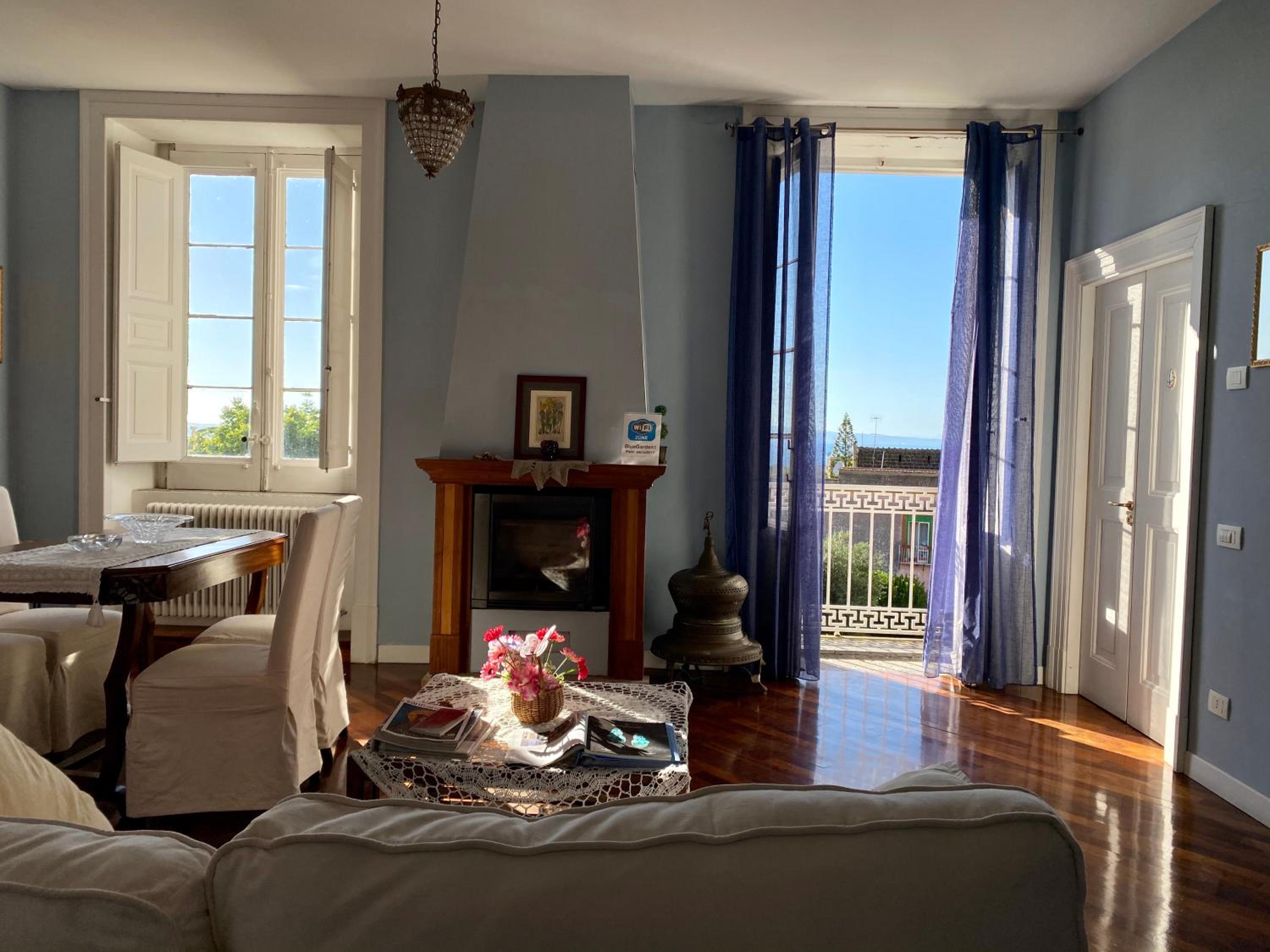Standard Double Room - Photo 29