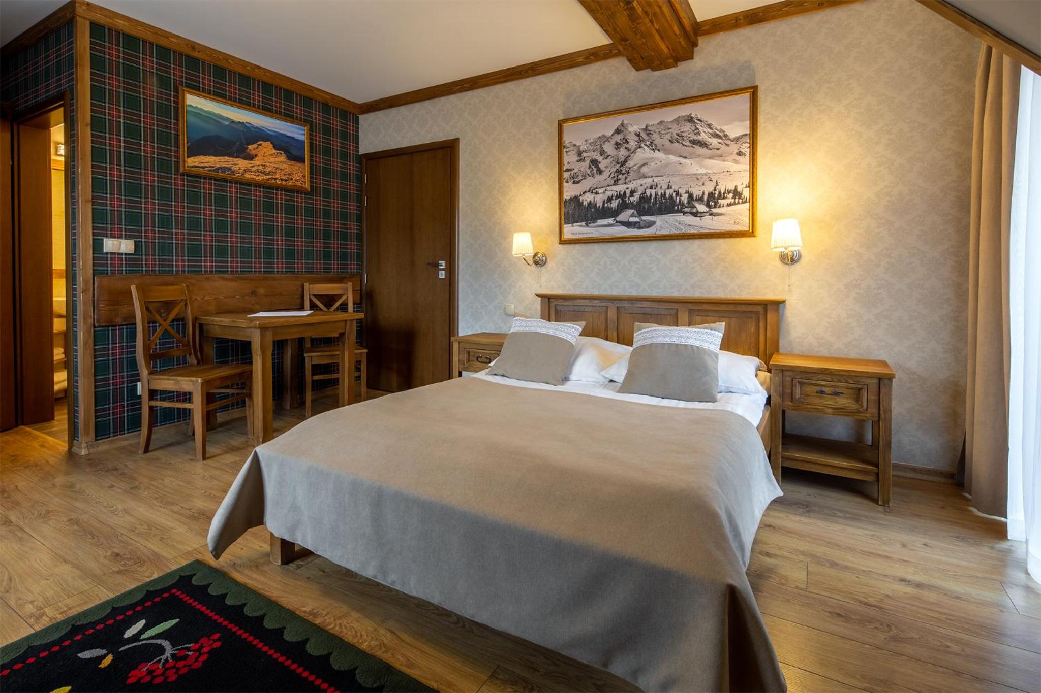 Deluxe Double Room with Mountain View photo 3