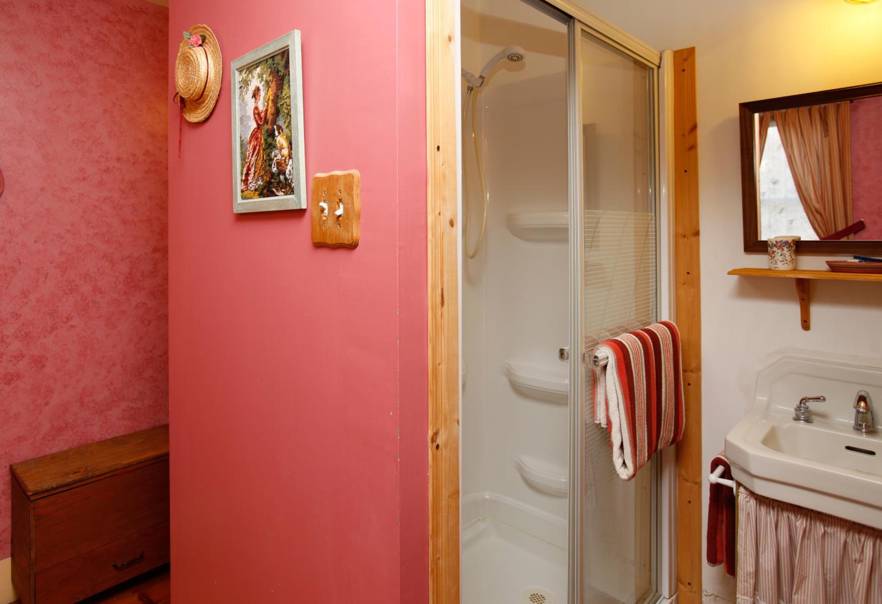Queen Room with Garden View photo 3