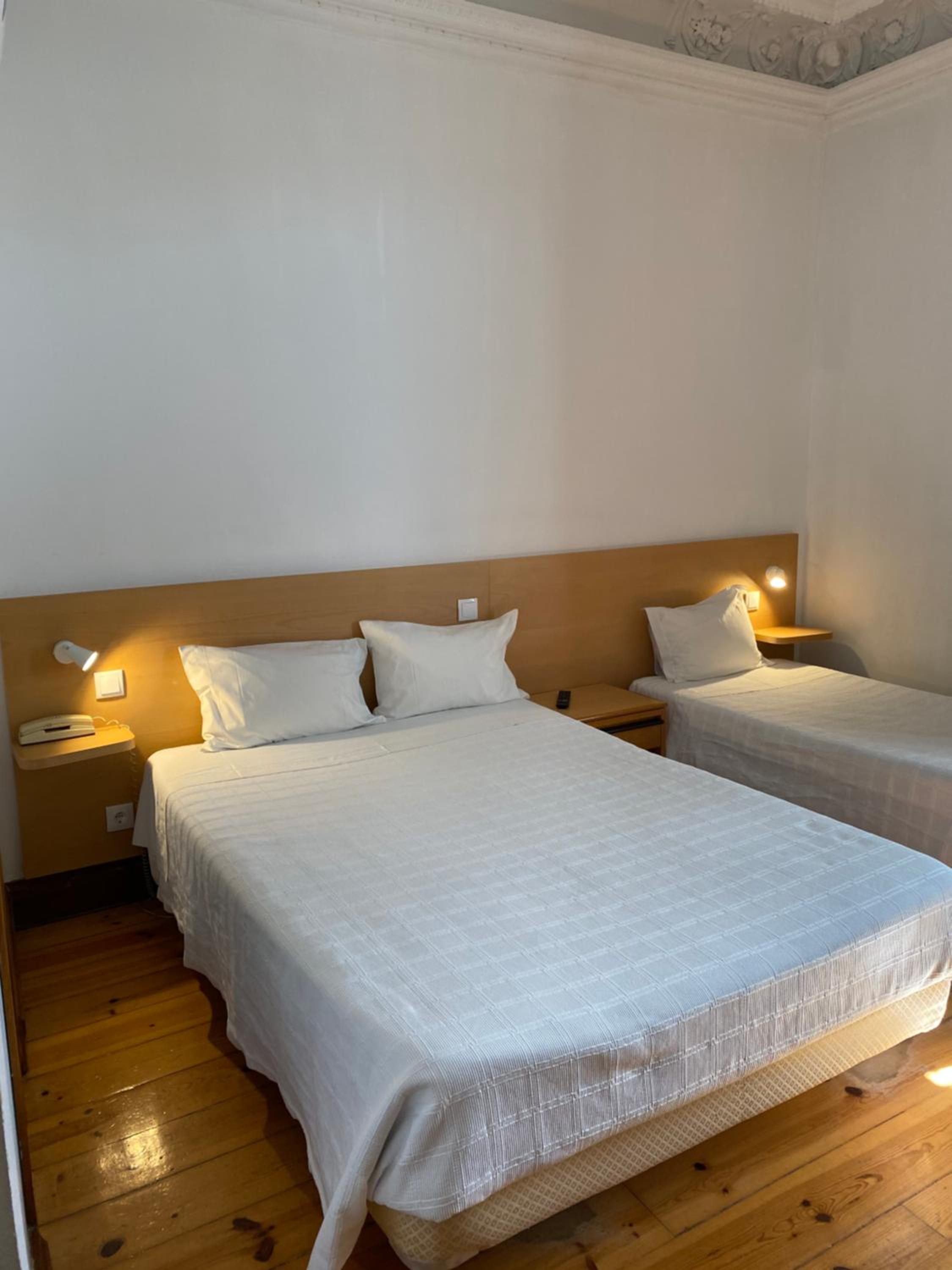 Double Room with Individual Extra Bed - Photo 1