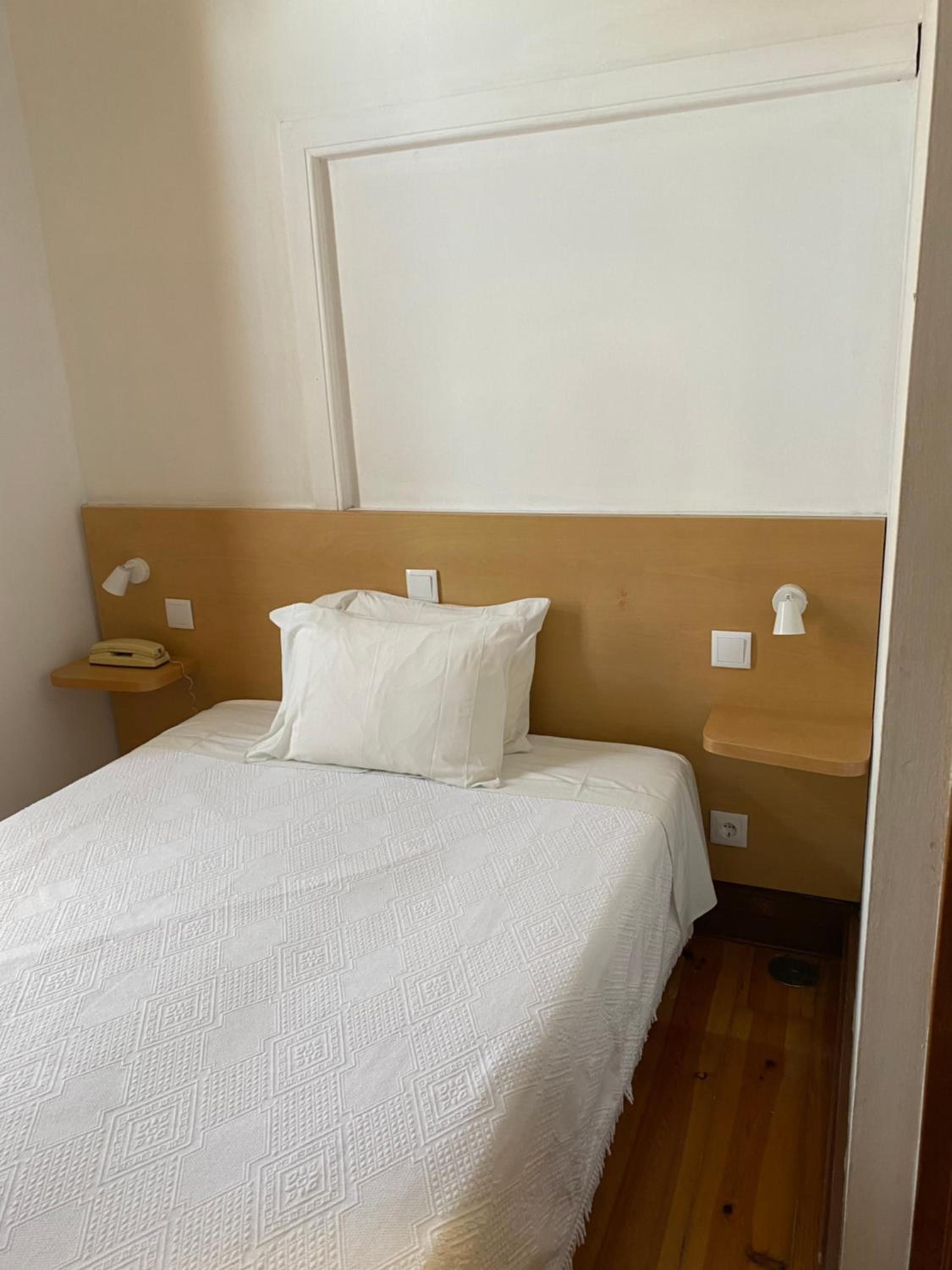 Double Room - Photo 2